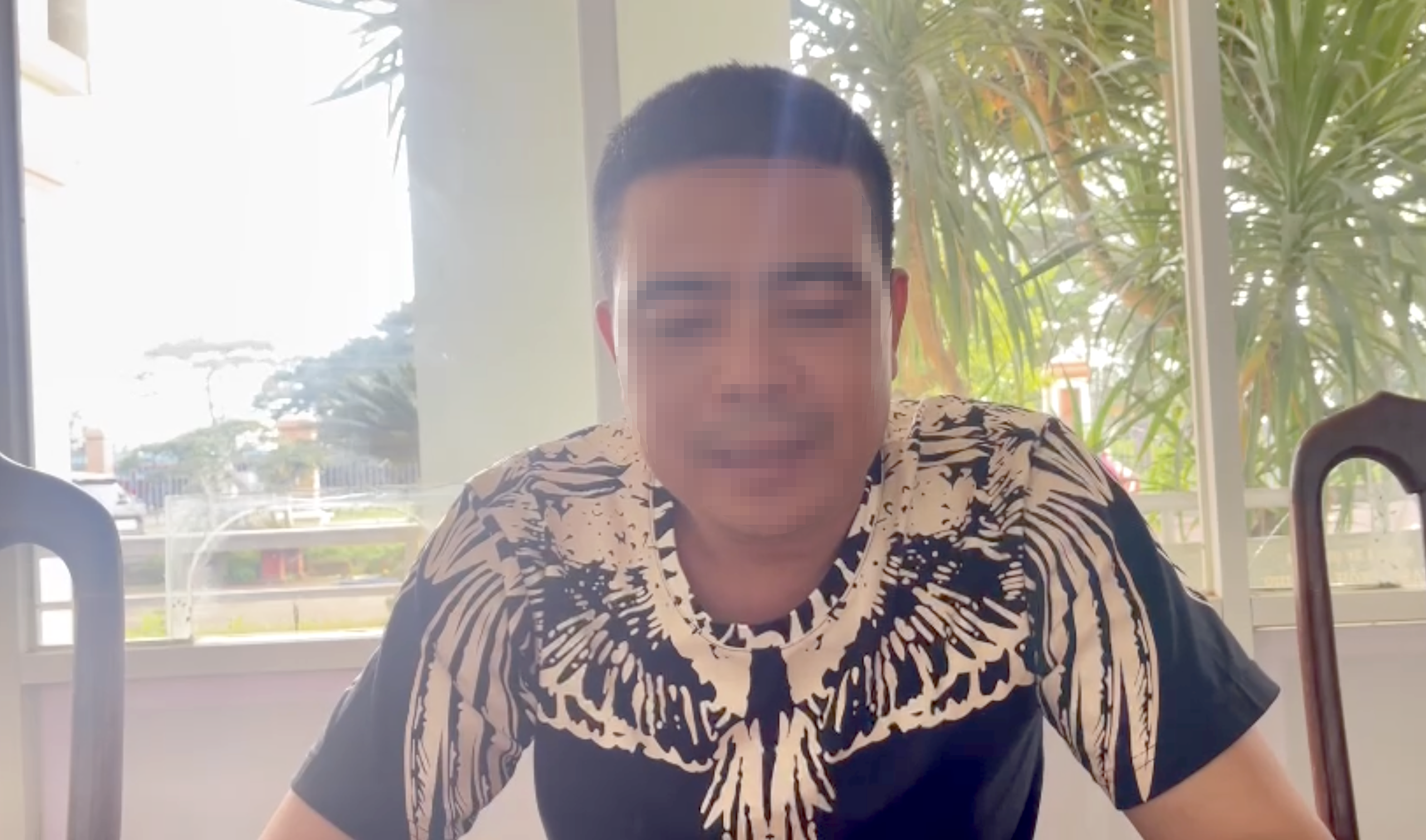 Xe kh&aacute;ch chở qu&aacute; tải 21 người ở Đắk Lắk, t&agrave;i xế khai t&ecirc;n giả v&igrave; chưa c&oacute; GPLX hạng E- Ảnh 2.