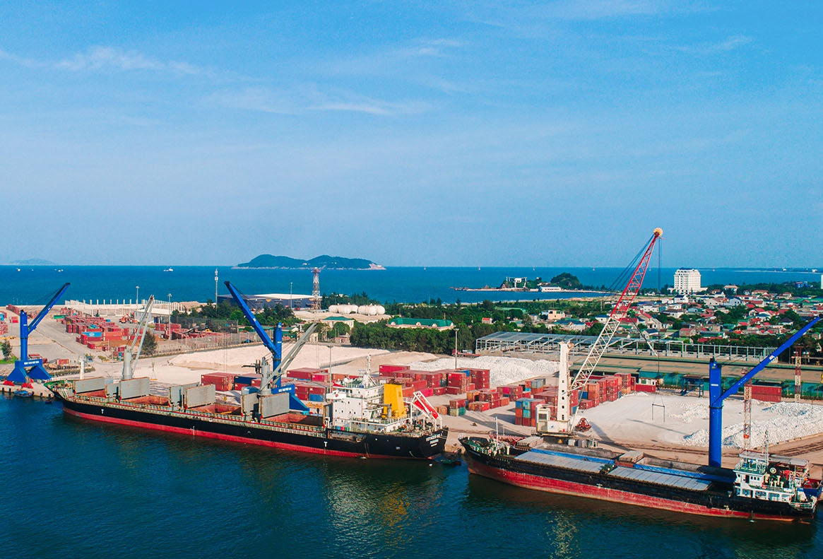 Sớm nâng cấp luồng Cửa Lò đón tàu lớn- Ảnh 1. Sớm nâng cấp luồng Cửa Lò đón tàu lớn- Ảnh 1.