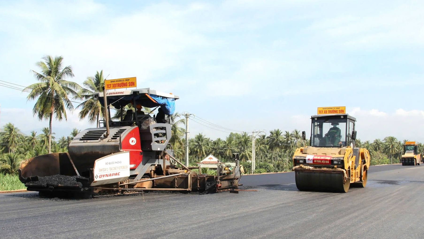 500 ng&agrave;y thần tốc nối th&ocirc;ng 3.000km cao tốc: Vượt thử th&aacute;ch bằng &yacute; ch&iacute; "con nh&agrave; binh"- Ảnh 1.