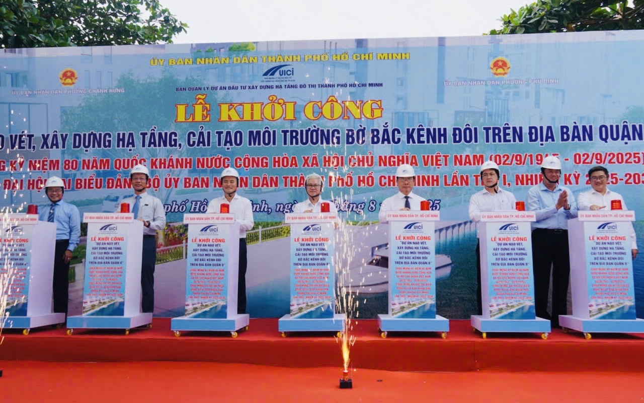 To&agrave;n cảnh dự &aacute;n hơn 7.300 tỷ đồng b&ecirc;n bờ Bắc k&ecirc;nh Đ&ocirc;i sau hơn 7 th&aacute;ng thi c&ocirc;ng- Ảnh 19.