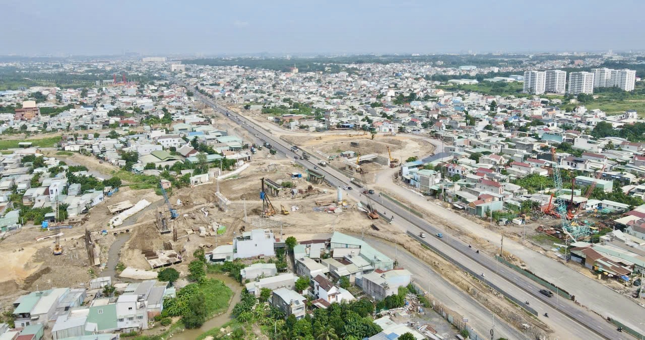 Ph&oacute; Thủ tướng Hồ Đức Phớc: Kh&ocirc;ng c&ograve;n vướng mắc, tăng tốc thi c&ocirc;ng cao tốc qua Đồng Nai- Ảnh 3.