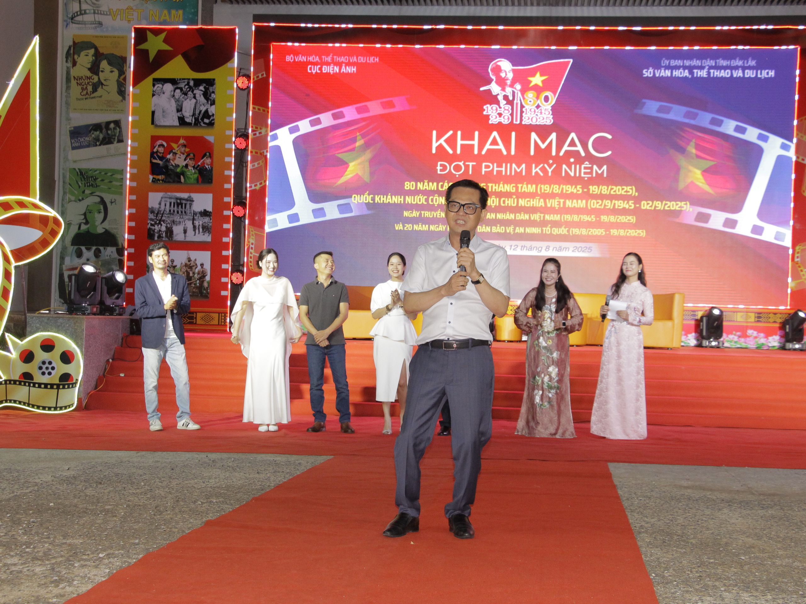 Điểm nhấn đặc biệt tại Đợt phim kỷ niệm 80 năm C&aacute;ch mạng Th&aacute;ng T&aacute;m v&agrave; Quốc kh&aacute;nh 2/9- Ảnh 2.