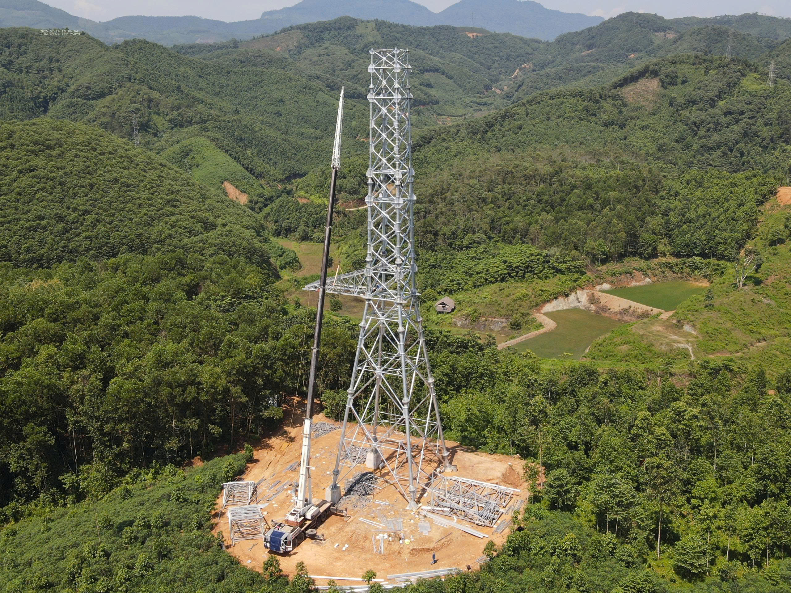 Ăn tr&ecirc;n n&uacute;i, ngủ lại c&ocirc;ng trường chạy đua tiến độ dự &aacute;n 500 kV L&agrave;o Cai - Vĩnh Y&ecirc;n- Ảnh 4.