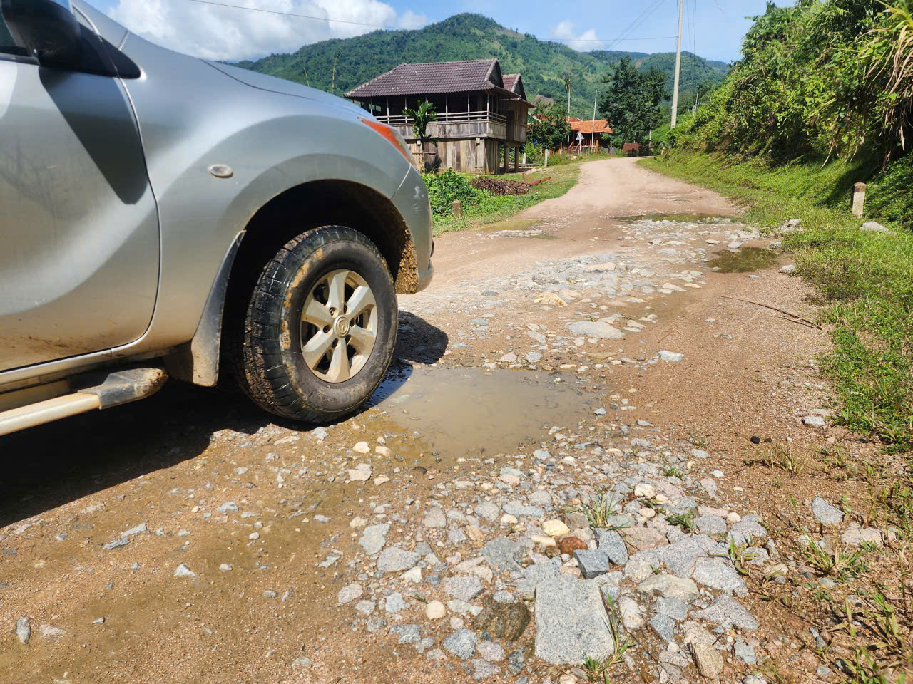 Quảng Ng&atilde;i cần đầu tư n&acirc;ng cấp 5km đường kết nối 2 tỉnh lộ 623 v&agrave; 676- Ảnh 5.