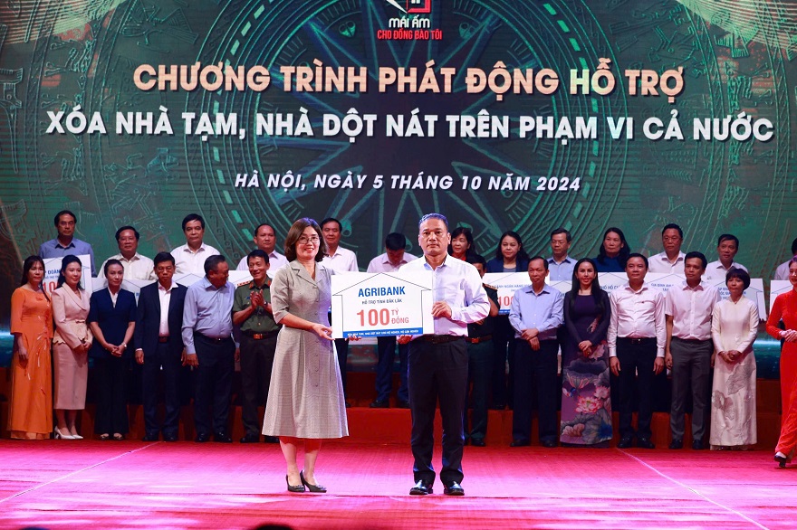 Agribank c&ugrave;ng cả nước ho&agrave;n th&agrave;nh mục ti&ecirc;u chương tr&igrave;nh x&oacute;a nh&agrave; tạm, nh&agrave; dột n&aacute;t- Ảnh 2.