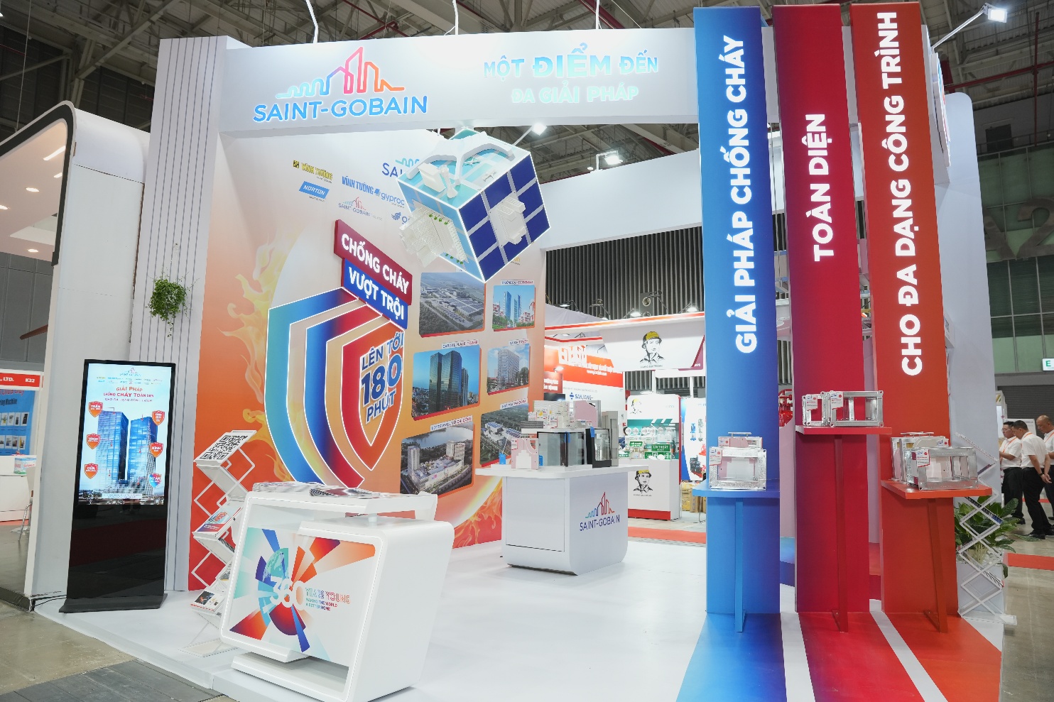 Saint-Gobain mang giải ph&aacute;p chống ch&aacute;y to&agrave;n diện đến Triển l&atilde;m Secutech Việt Nam 2025- Ảnh 1.