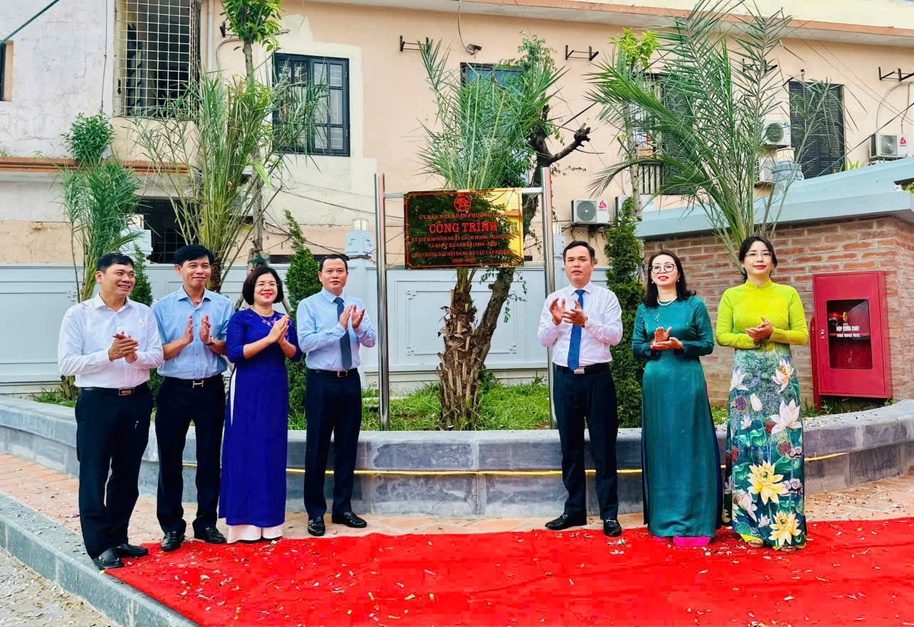 Hà Nội: Đồng loạt gắn biển công trình văn hóa, di tích lịch sử mừng 80 năm Quốc khánh- Ảnh 4. Hà Nội: Đồng loạt gắn biển công trình văn hóa, di tích lịch sử mừng 80 năm Quốc khánh- Ảnh 4.