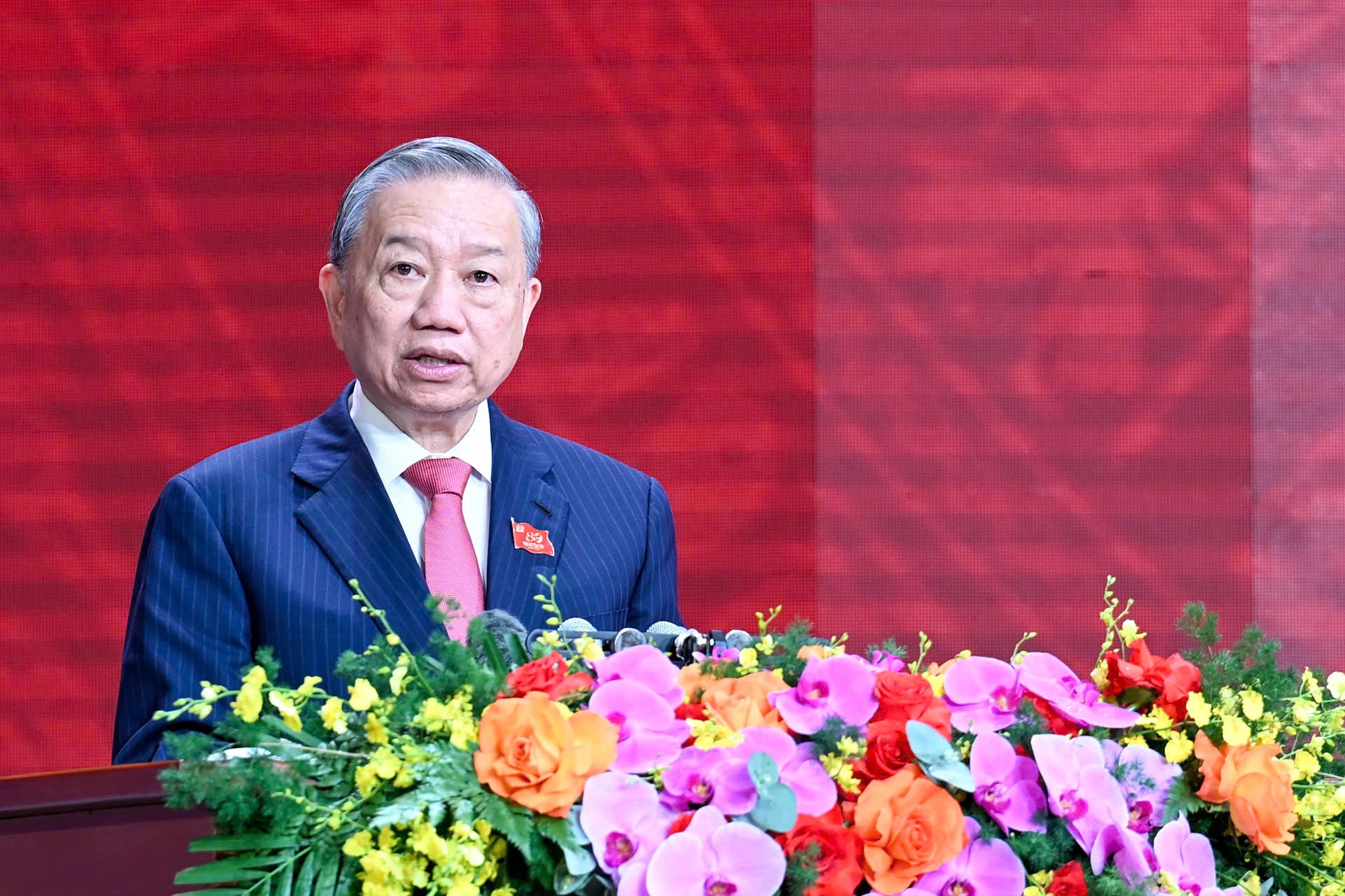 Tổng B&iacute; thư: C&ocirc;ng an nh&acirc;n d&acirc;n l&agrave; "l&aacute; chắn" v&agrave; "thanh kiếm" bảo vệ chế độ, bảo vệ nh&acirc;n d&acirc;n- Ảnh 1.
