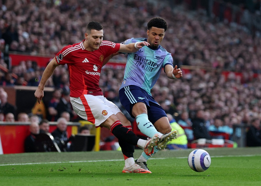 Nhận định MU - Arsenal (22h30 ng&agrave;y 17/8), Ngoại hạng Anh 2025-2026- Ảnh 1.