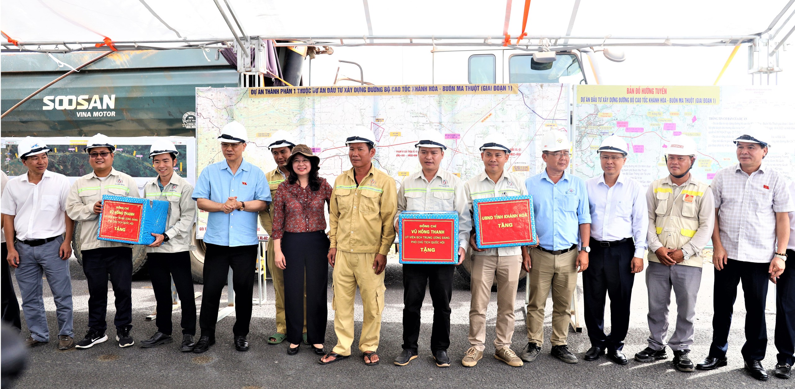Ph&oacute; chủ tịch Quốc hội kiểm tra c&aacute;c dự &aacute;n cao tốc tại Kh&aacute;nh H&ograve;a- Ảnh 3.