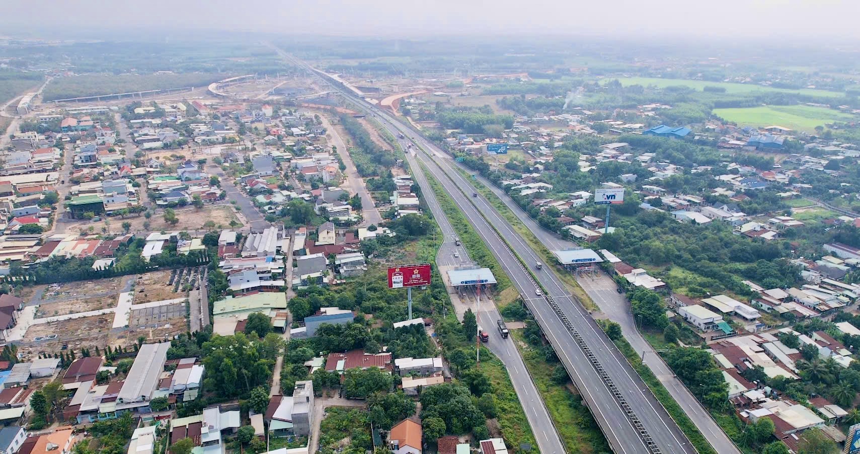 Những "mạch m&aacute;u" hạ tầng giao th&ocirc;ng tứ ph&iacute;a đang kết nối về s&acirc;n bay Long Th&agrave;nh- Ảnh 3.