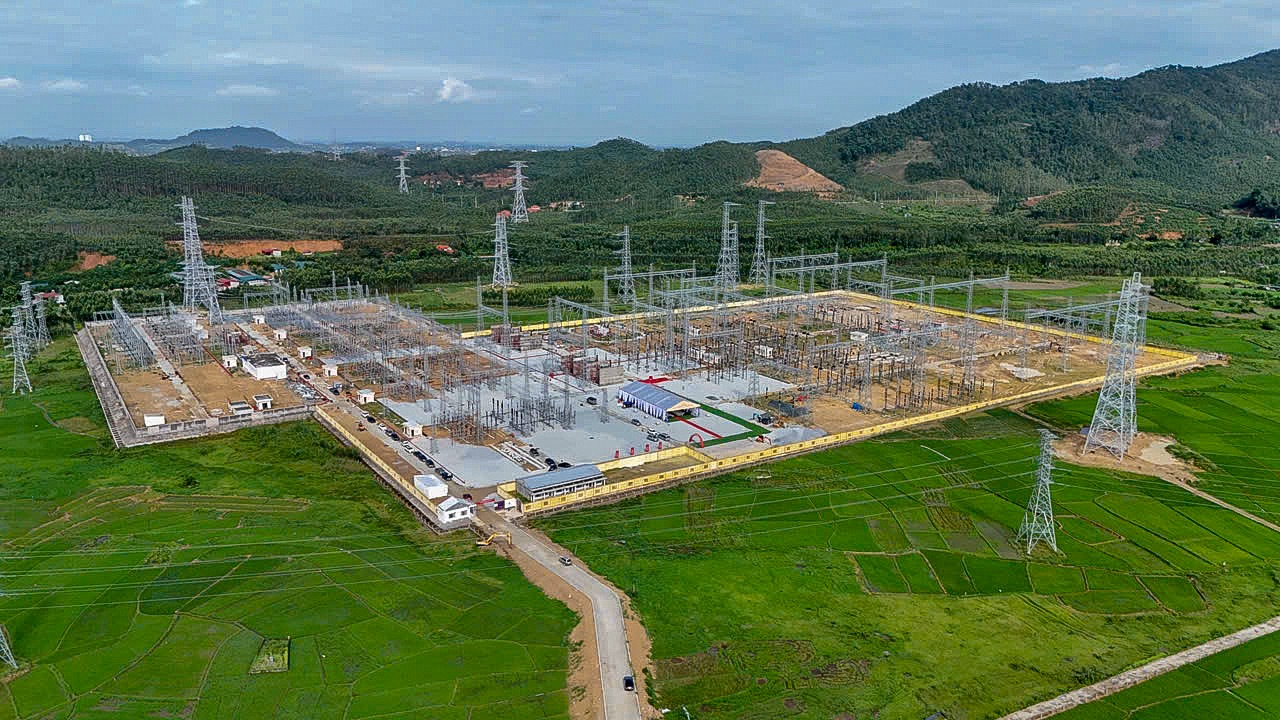 Đồng loạt khởi c&ocirc;ng, kh&aacute;nh th&agrave;nh 3 c&ocirc;ng tr&igrave;nh lớn, EVN bước v&agrave;o kỷ nguy&ecirc;n ph&aacute;t triển mới- Ảnh 9.