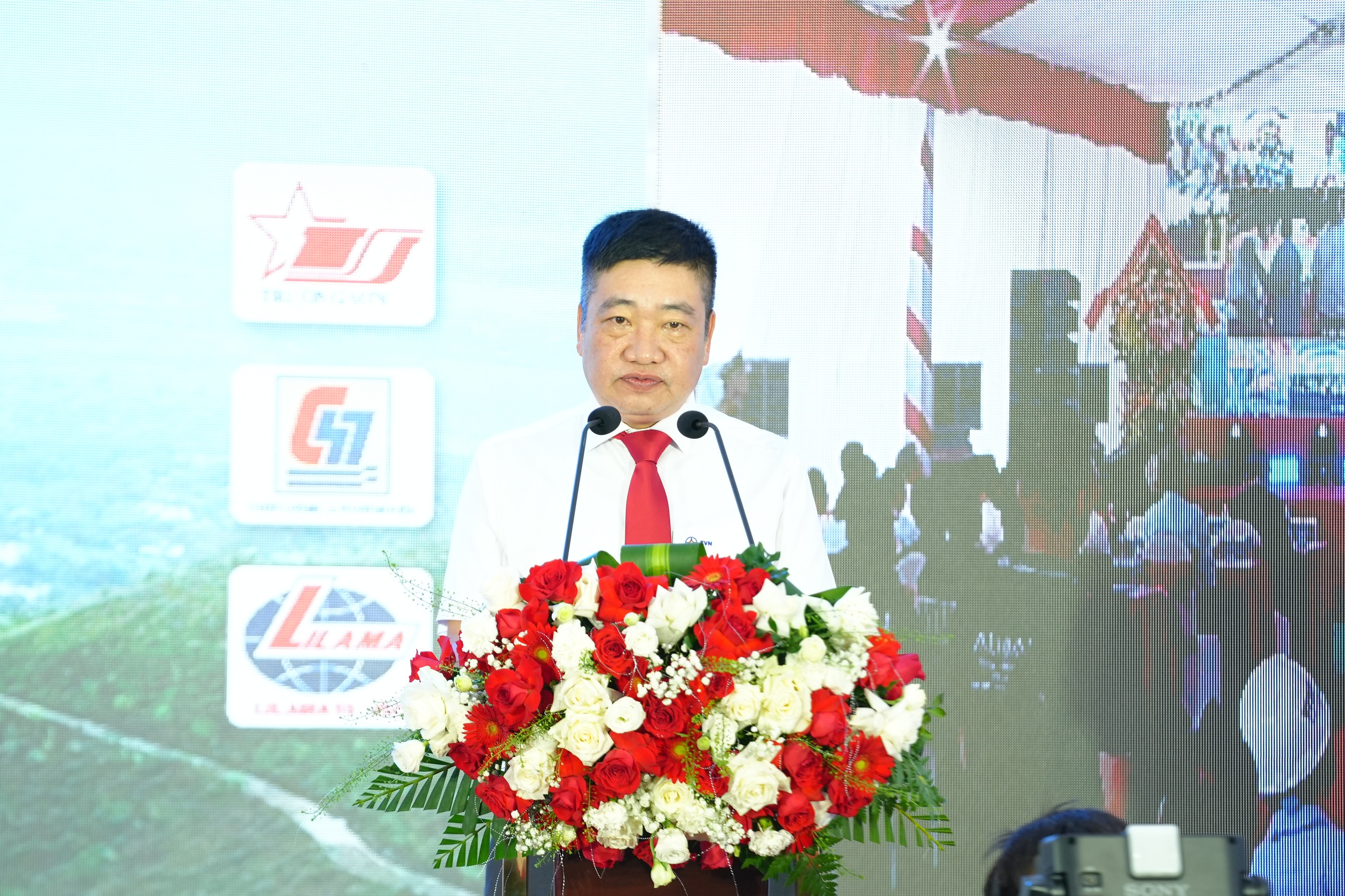 Đồng loạt khởi c&ocirc;ng, kh&aacute;nh th&agrave;nh 3 c&ocirc;ng tr&igrave;nh lớn, EVN bước v&agrave;o kỷ nguy&ecirc;n ph&aacute;t triển mới- Ảnh 3.