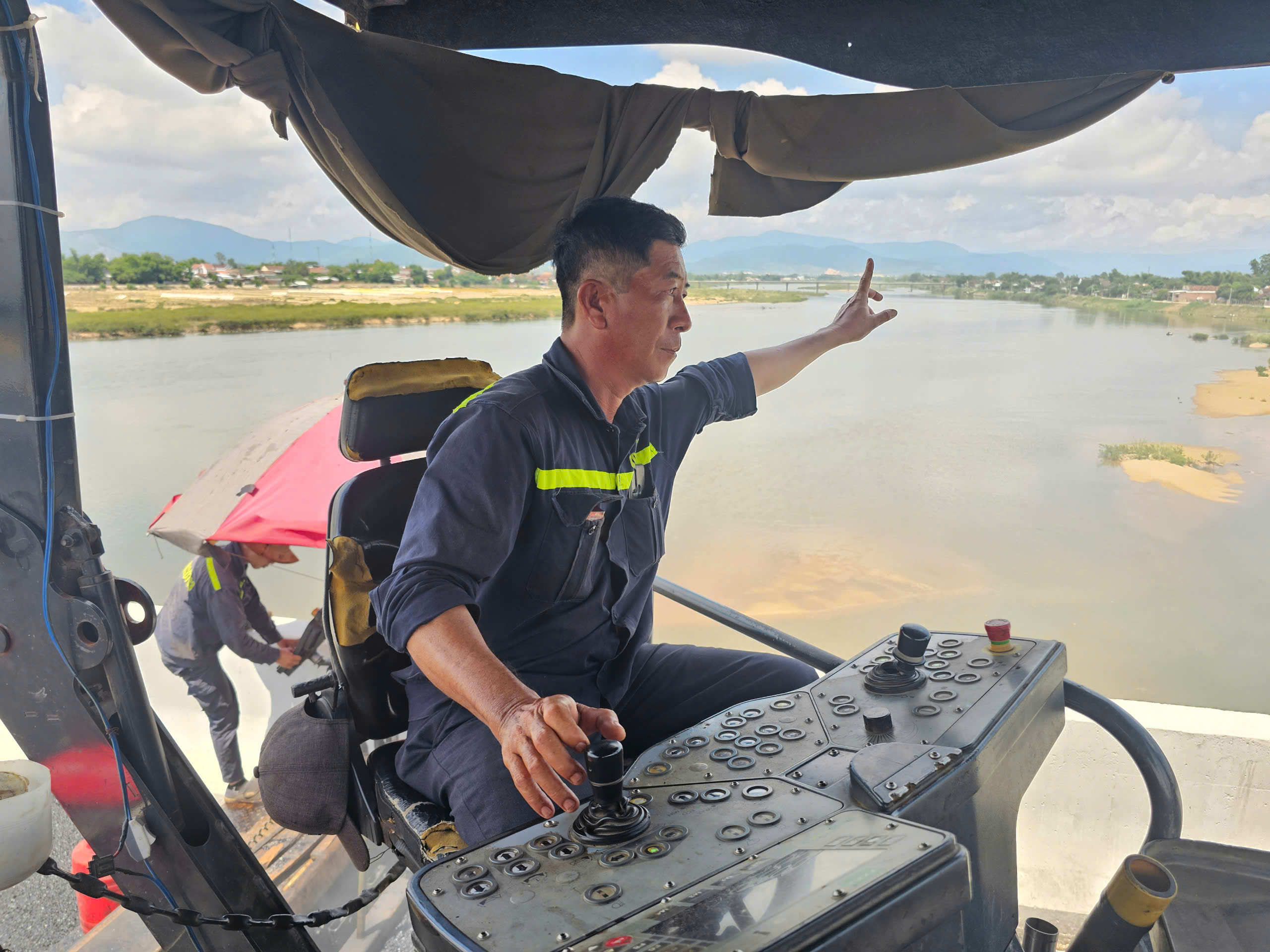 H&agrave;nh tr&igrave;nh vượt kh&oacute; cho giờ th&ocirc;ng xe cao tốc Ho&agrave;i Nhơn - Quy Nhơn- Ảnh 3.