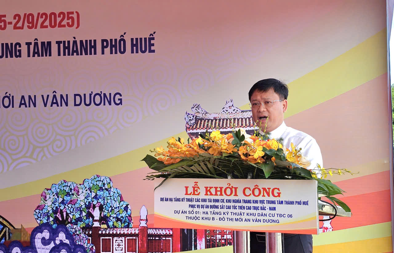 Huế: Khởi c&ocirc;ng 4 khu t&aacute;i định cư, nghĩa trang phục vụ GPMB đường sắt tốc độ cao- Ảnh 1.