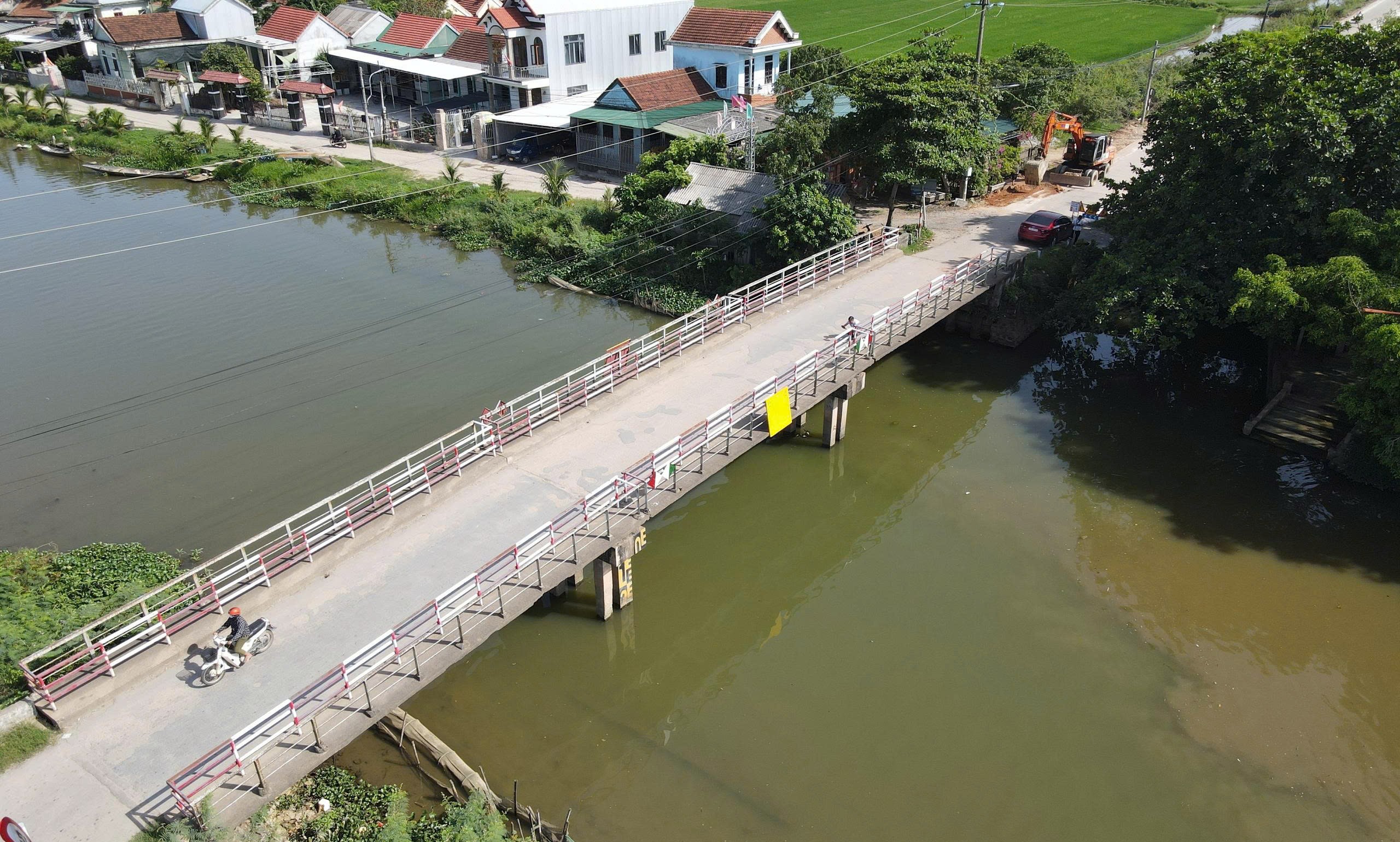 Huế: Hệ thống cầu tr&ecirc;n tuyến tỉnh lộ 3 xuống cấp nghi&ecirc;m trọng- Ảnh 1.