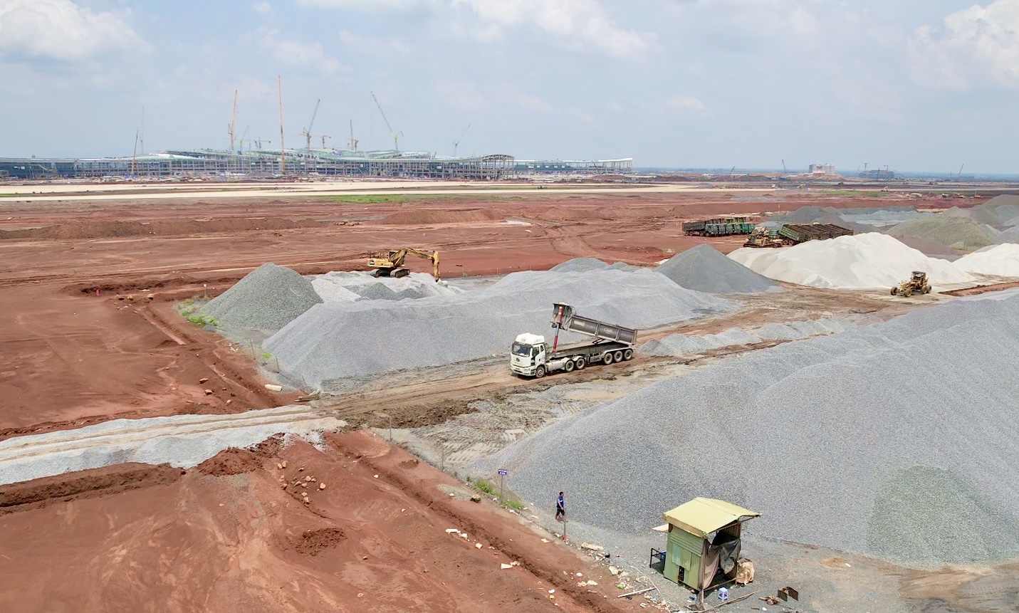 Thủ tướng Phạm Minh Chính thị sát đường cất hạ cánh, nhà ga sân bay Long Thành- Ảnh 6. Thủ tướng Phạm Minh Chính thị sát đường cất hạ cánh, nhà ga sân bay Long Thành- Ảnh 6.