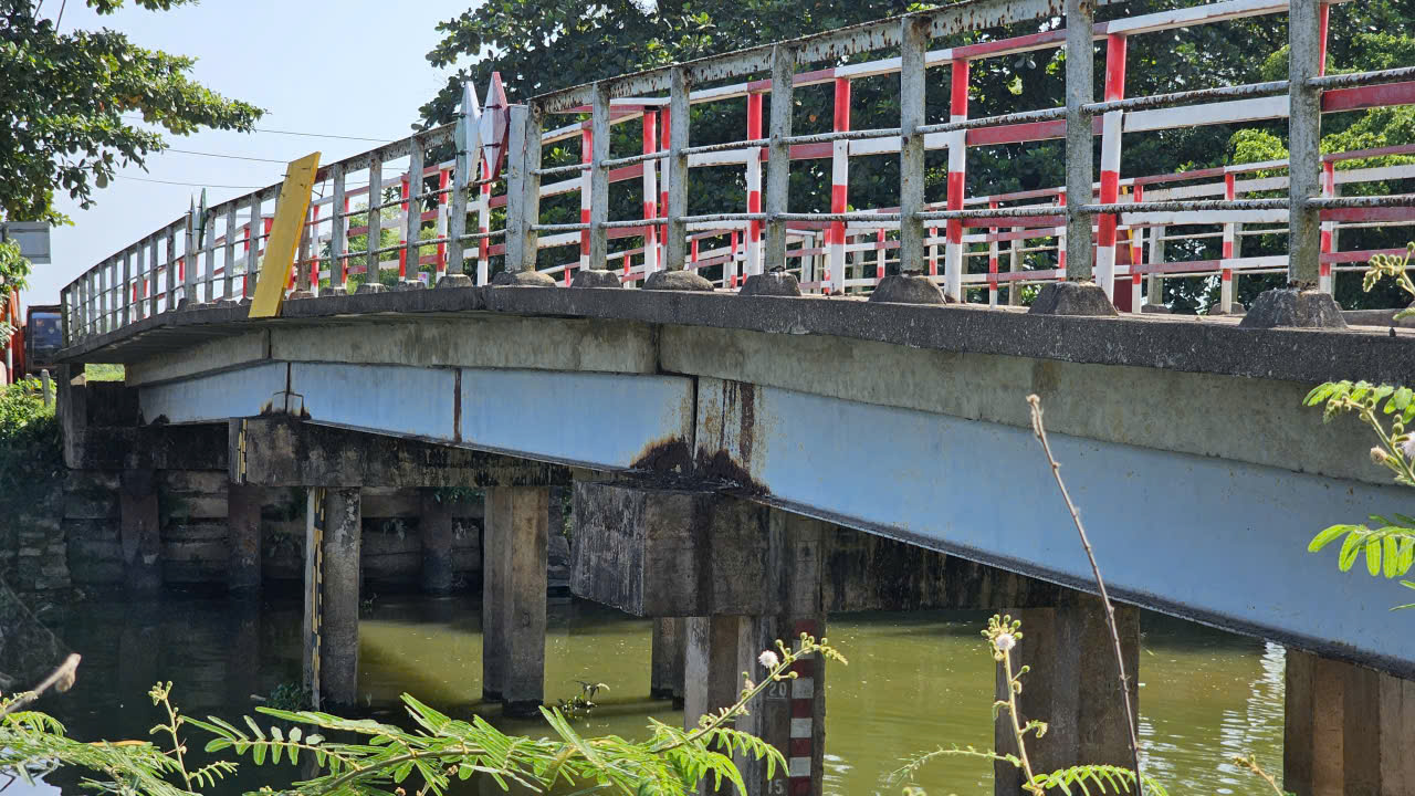 Huế: Hệ thống cầu tr&ecirc;n tuyến tỉnh lộ 3 xuống cấp nghi&ecirc;m trọng- Ảnh 8.
