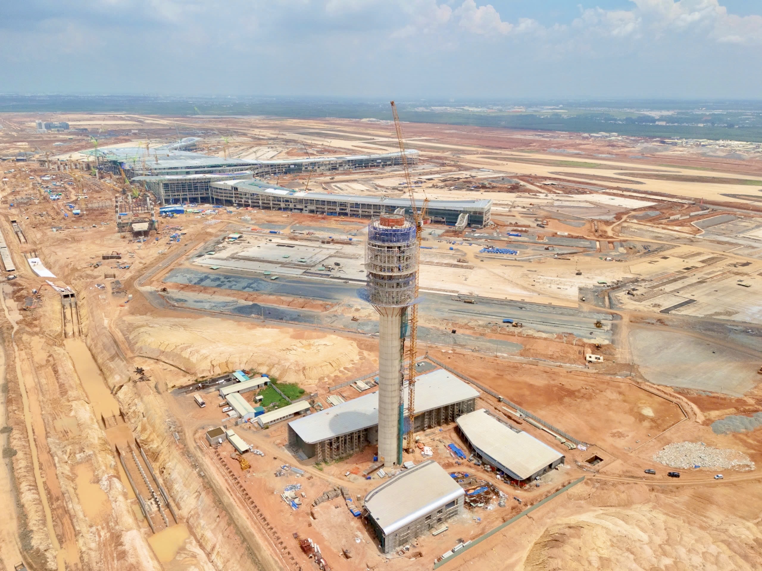 Thủ tướng Phạm Minh Chính thị sát đường cất hạ cánh, nhà ga sân bay Long Thành- Ảnh 16. Thủ tướng Phạm Minh Chính thị sát đường cất hạ cánh, nhà ga sân bay Long Thành- Ảnh 16.