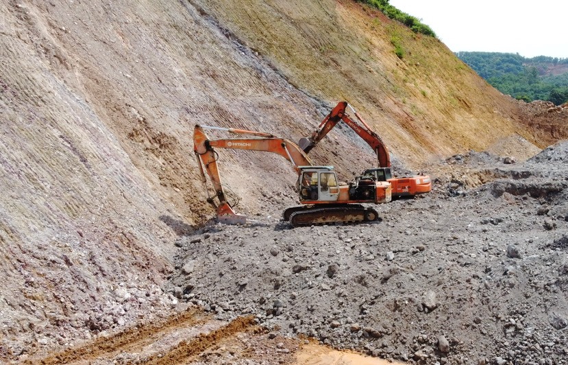 Thanh H&oacute;a: Vướng mặt bằng, tuyến tr&aacute;nh 185 tỷ đồng kh&oacute; về đ&iacute;ch đ&uacute;ng hẹn- Ảnh 3.