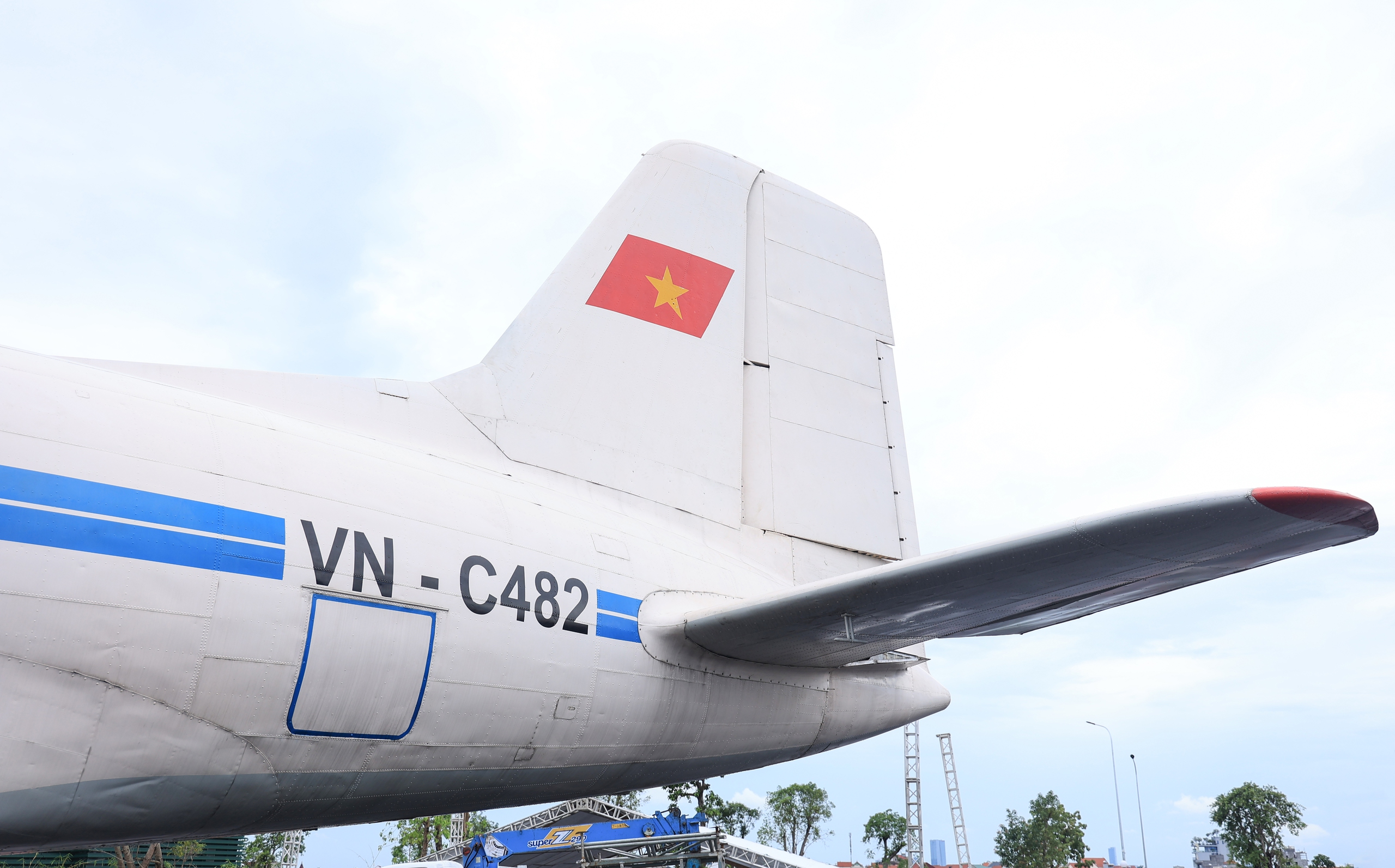 Cận cảnh chuy&ecirc;n cơ từng chở B&aacute;c Hồ tại Triển l&atilde;m th&agrave;nh tựu đất nước- Ảnh 7.