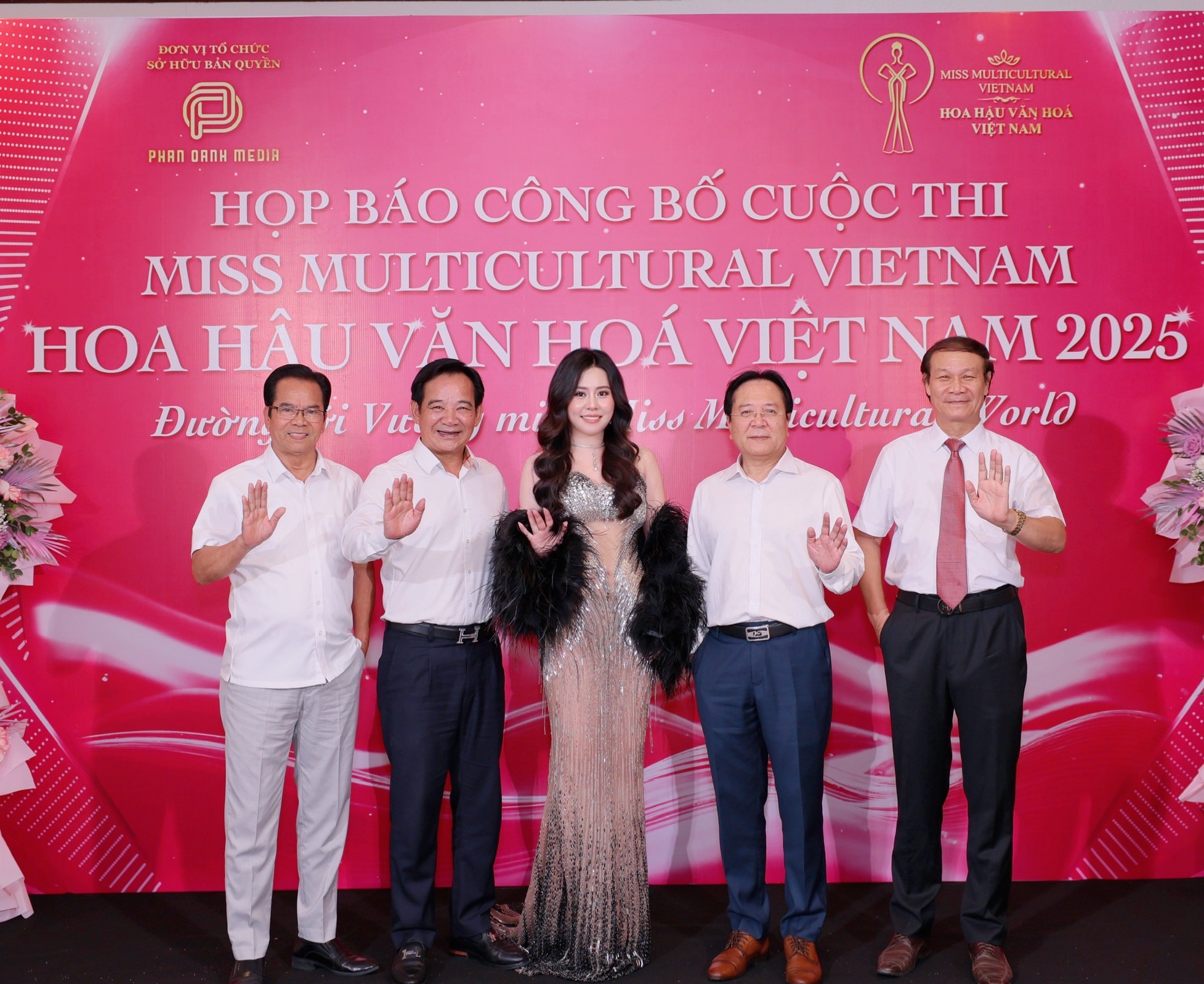 Hoa hậu Văn hóa Việt Nam 2025: Chọn ra người đại diện cho văn hóa Việt- Ảnh 2. Hoa hậu Văn hóa Việt Nam 2025: Chọn ra người đại diện cho văn hóa Việt- Ảnh 2.