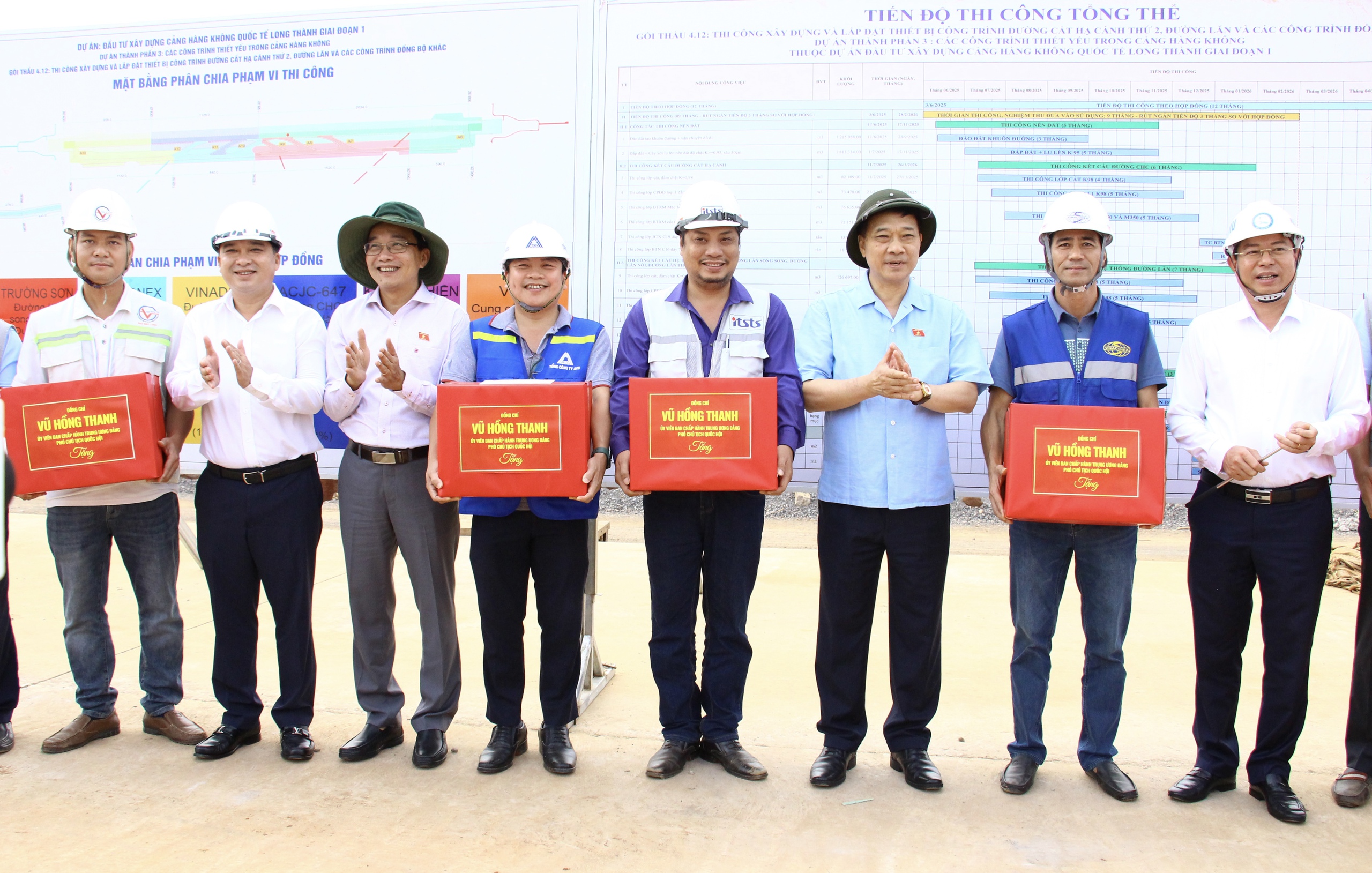 Ph&oacute; chủ tịch Quốc hội kiểm tra s&acirc;n bay Long Th&agrave;nh: L&agrave;m nhanh nhưng phải đảm bảo chất lượng- Ảnh 5.