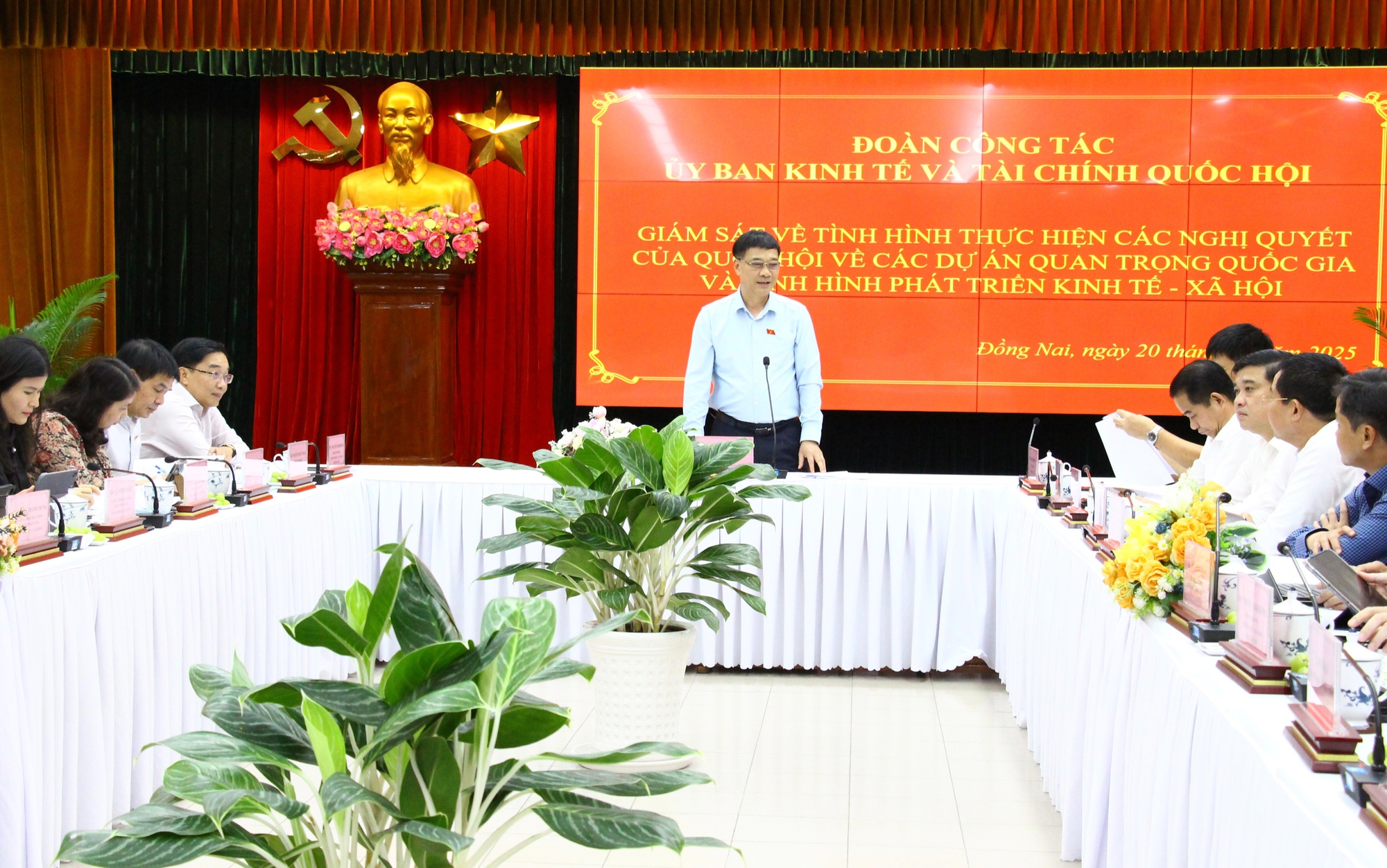 Đồng Nai: Dốc lực cho s&acirc;n bay Long Th&agrave;nh, đường giao th&ocirc;ng v&agrave; giải ng&acirc;n đầu tư c&ocirc;ng- Ảnh 3.