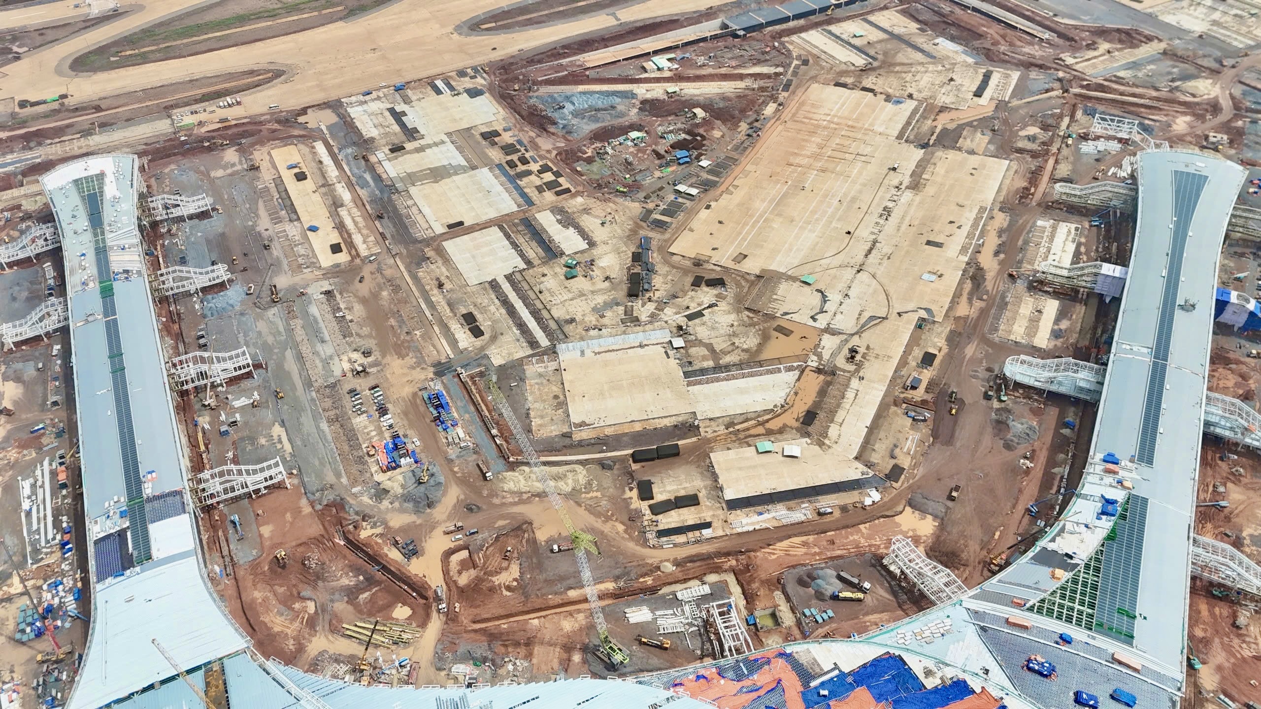 Ph&oacute; chủ tịch Quốc hội kiểm tra s&acirc;n bay Long Th&agrave;nh: L&agrave;m nhanh nhưng phải đảm bảo chất lượng- Ảnh 9.