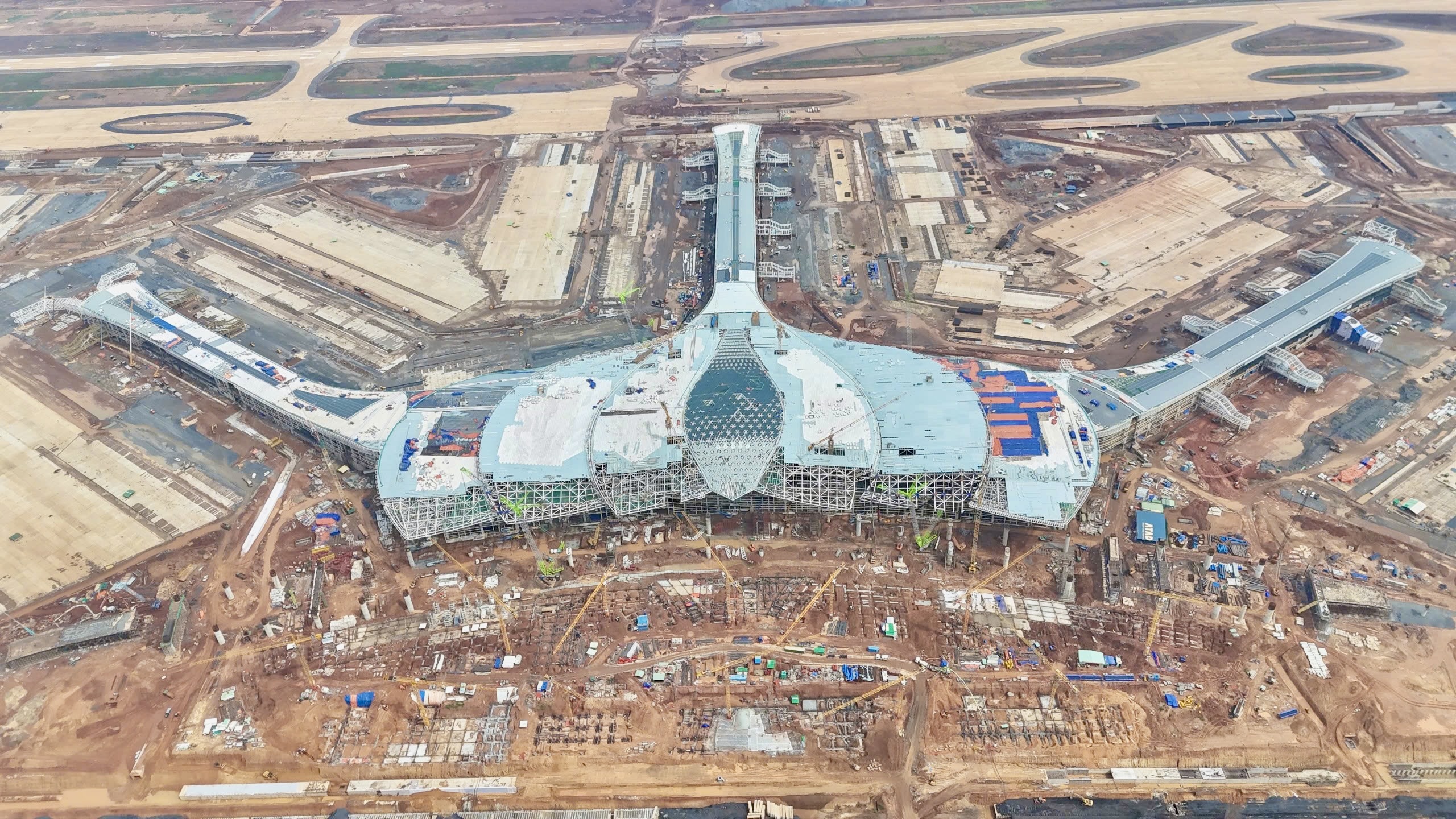 Ph&oacute; chủ tịch Quốc hội kiểm tra s&acirc;n bay Long Th&agrave;nh: L&agrave;m nhanh nhưng phải đảm bảo chất lượng- Ảnh 2.