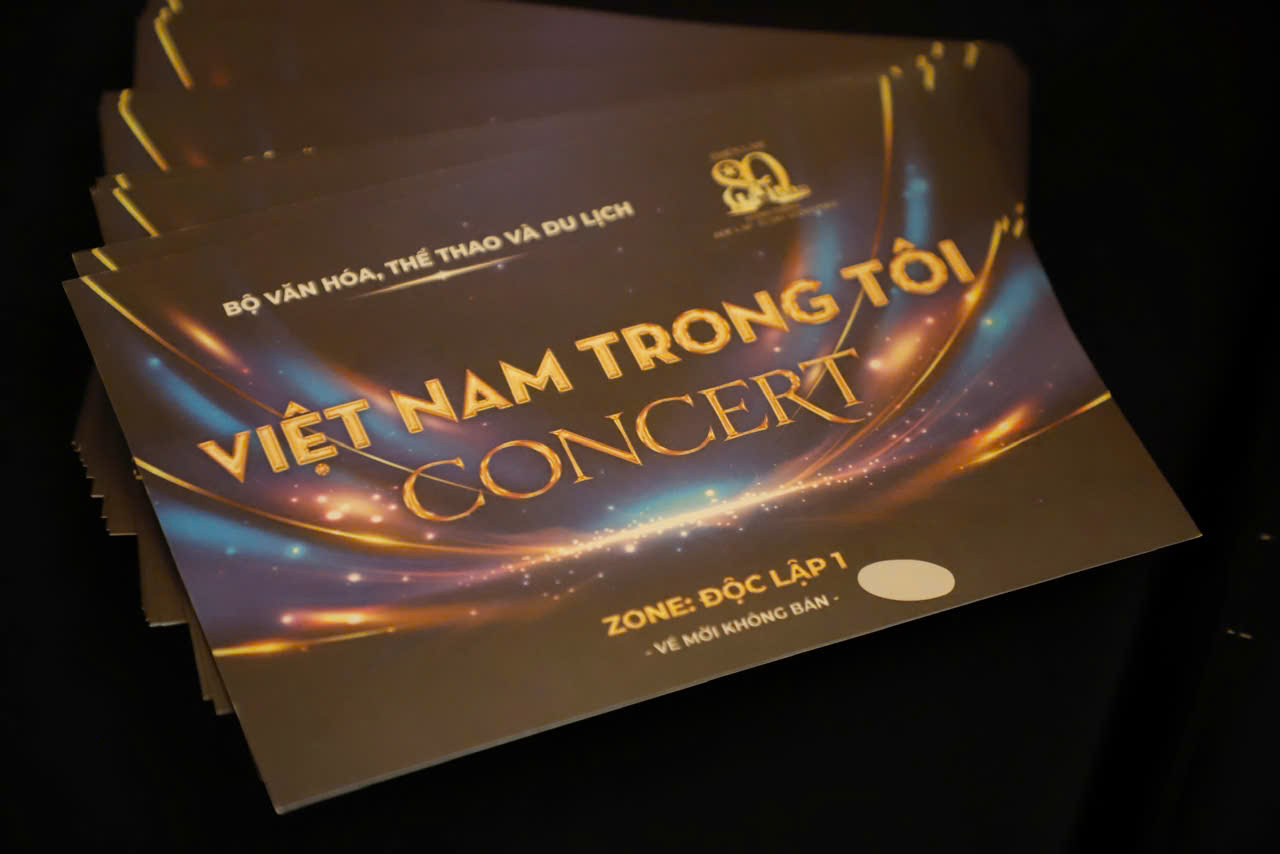 Ban tổ chức tiếp tục ph&aacute;t v&eacute; concert "Việt Nam trong t&ocirc;i"- Ảnh 3.