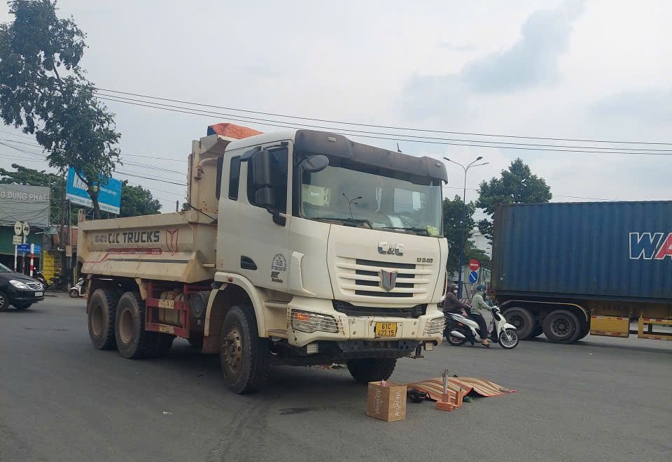 Xe ben c&aacute;n xe m&aacute;y, người phụ nữ tử vong thương t&acirc;m- Ảnh 1.