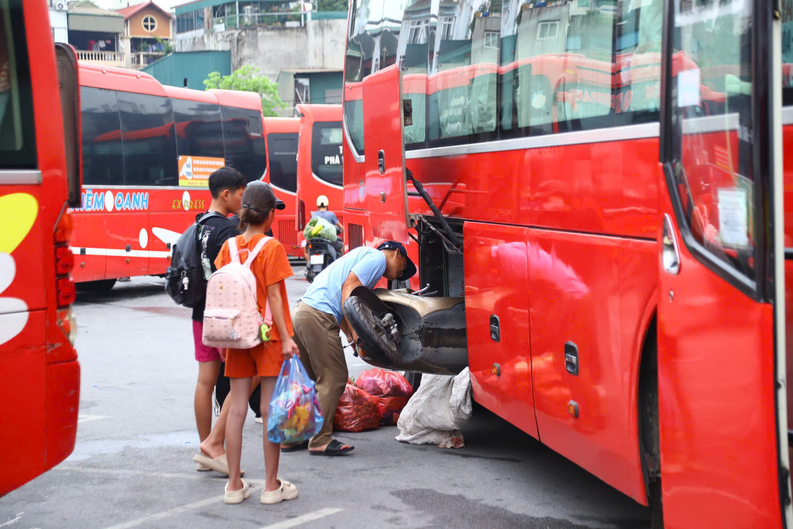 Bến xe H&agrave; Nội sẵn s&agrave;ng đ&oacute;n kh&aacute;ch dịp cao điểm nghỉ lễ 2/9- Ảnh 13.