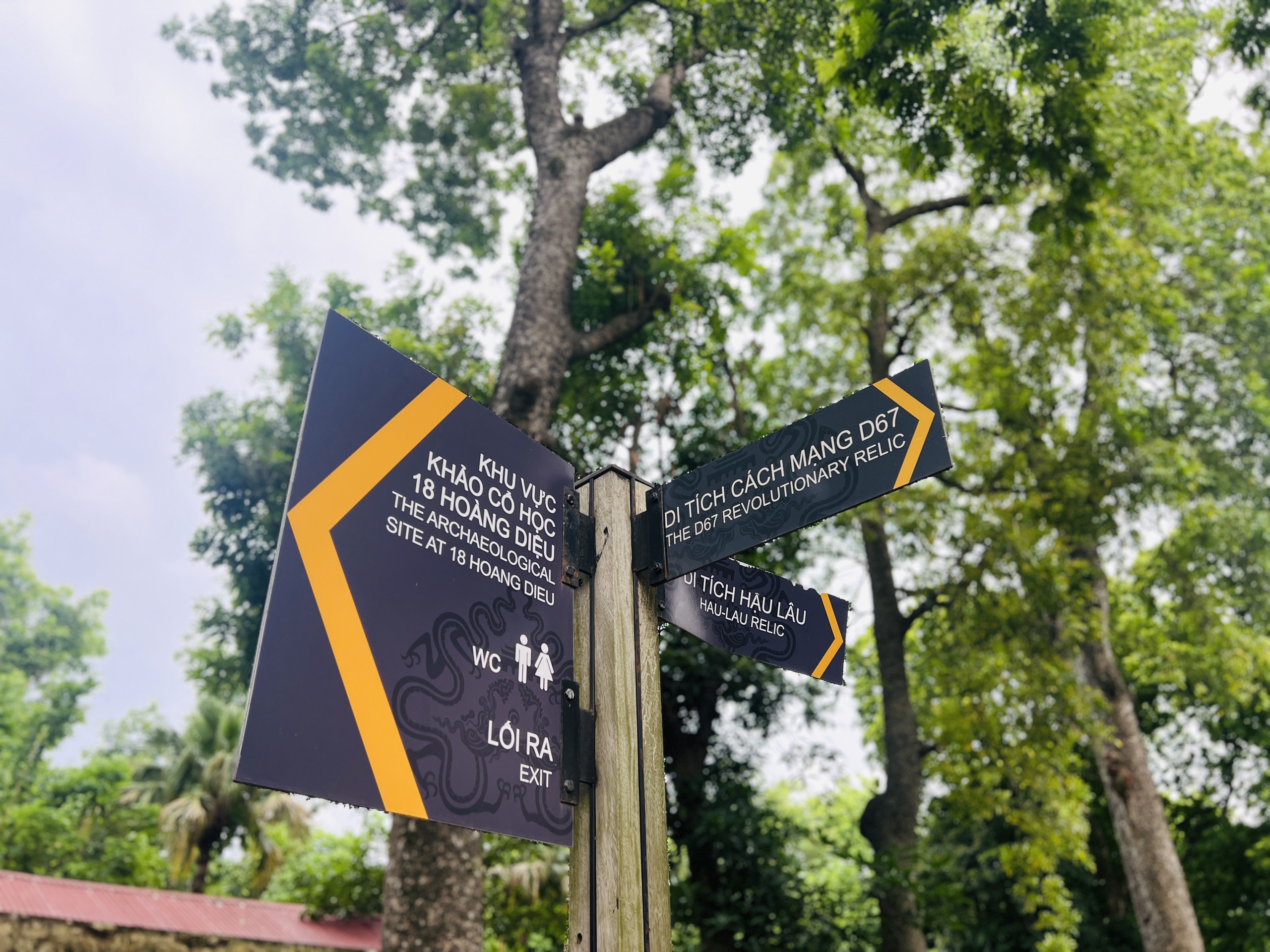 Kh&aacute;m ph&aacute; hầm b&iacute; mật trong l&ograve;ng Ho&agrave;ng th&agrave;nh Thăng Long lần đầu mở cửa- Ảnh 3.