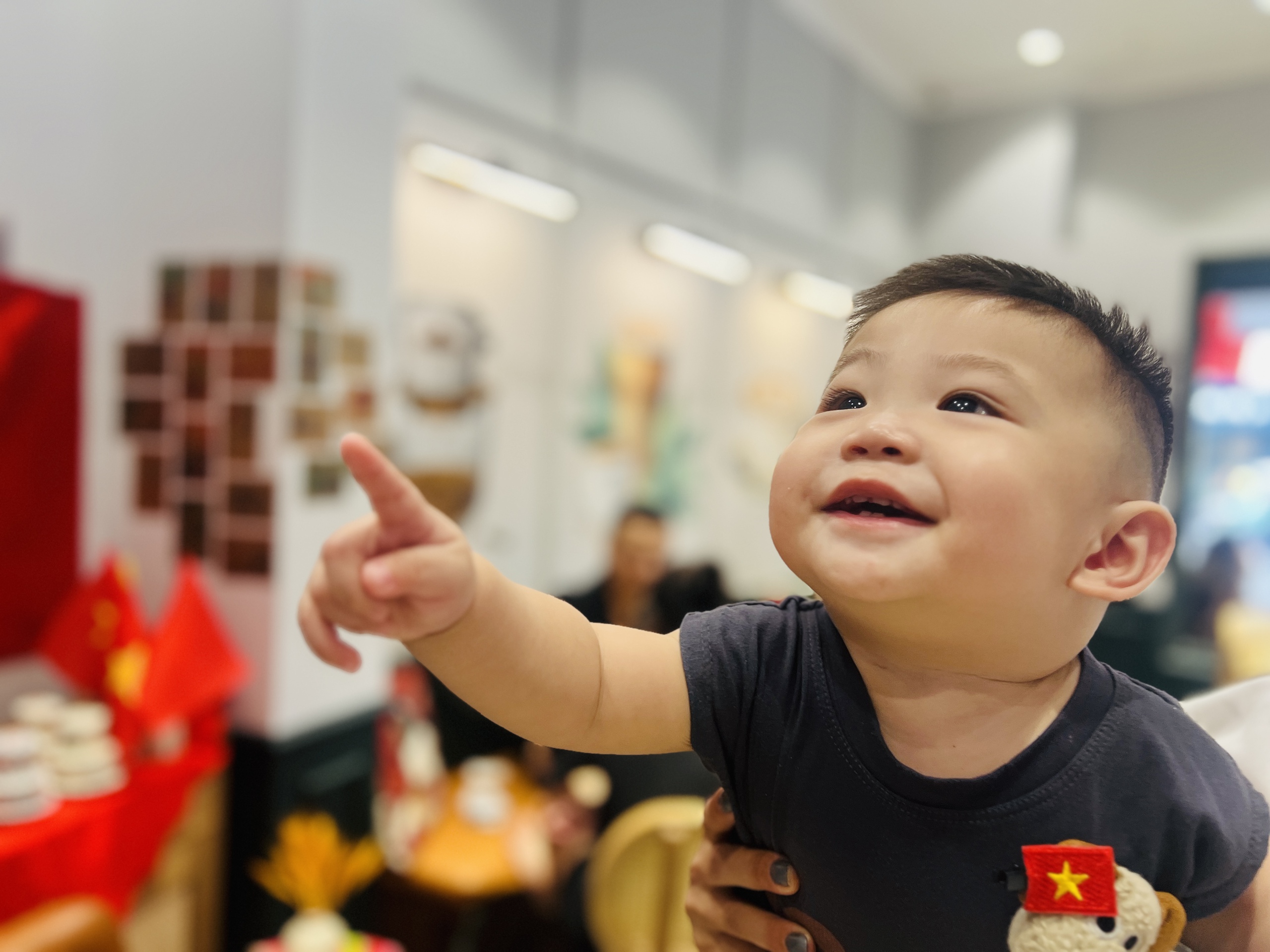 Người d&acirc;n h&aacute;o hức, đứng k&iacute;n đường xem tổng hợp luyện diễu binh, diễu h&agrave;nh- Ảnh 14.