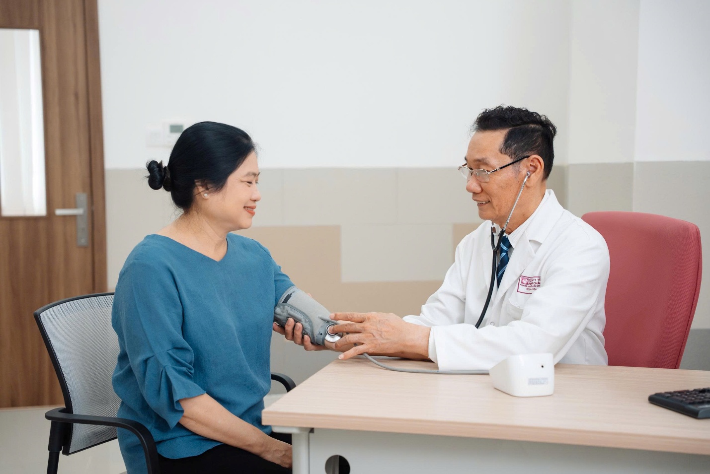 Bệnh viện Quốc tế Phương Ch&acirc;u S&oacute;c Trăng: Kh&aacute;m chuẩn quốc tế - Chi ph&iacute; chỉ c&ograve;n một nửa- Ảnh 1.