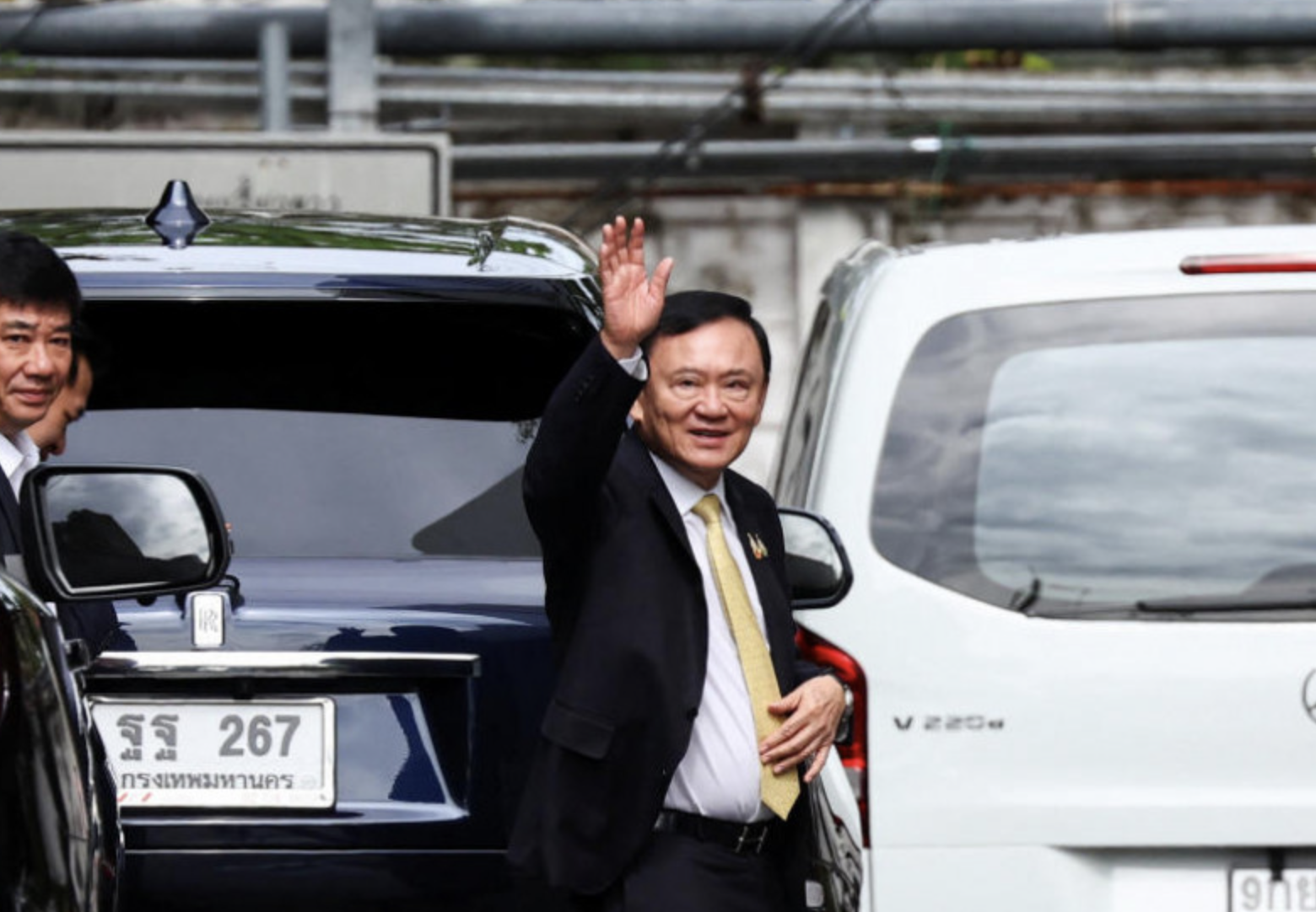 Cựu Thủ tướng Th&aacute;i Lan Thaksin được tuy&ecirc;n trắng &aacute;n vụ c&aacute;o buộc khi qu&acirc;n- Ảnh 1.