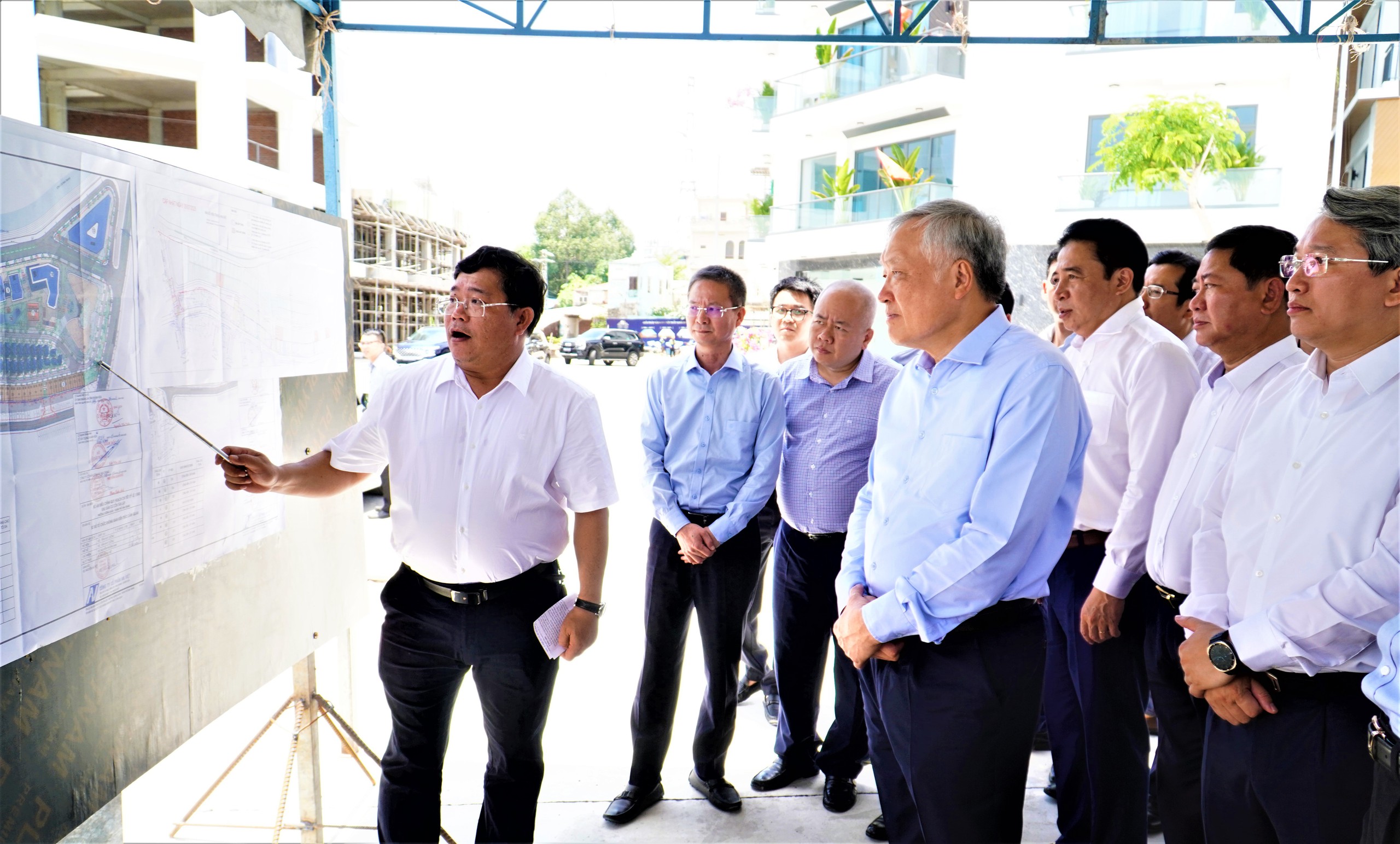 Phó Thủ tướng Nguyễn Hòa Bình: Quyết liệt gỡ vướng các dự án tồn đọng ở Khánh Hòa- Ảnh 1. Phó Thủ tướng Nguyễn Hòa Bình: Quyết liệt gỡ vướng các dự án tồn đọng ở Khánh Hòa- Ảnh 1.