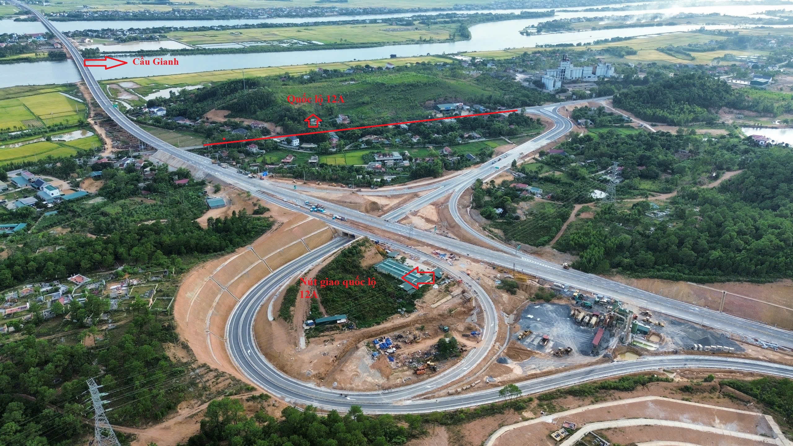 Mở cơ hội phát triển cho Hà Tĩnh, Quảng Trị khi cao tốc Vũng Áng - Bùng đưa vào khai thác- Ảnh 3. Mở cơ hội phát triển cho Hà Tĩnh, Quảng Trị khi cao tốc Vũng Áng - Bùng đưa vào khai thác- Ảnh 3.