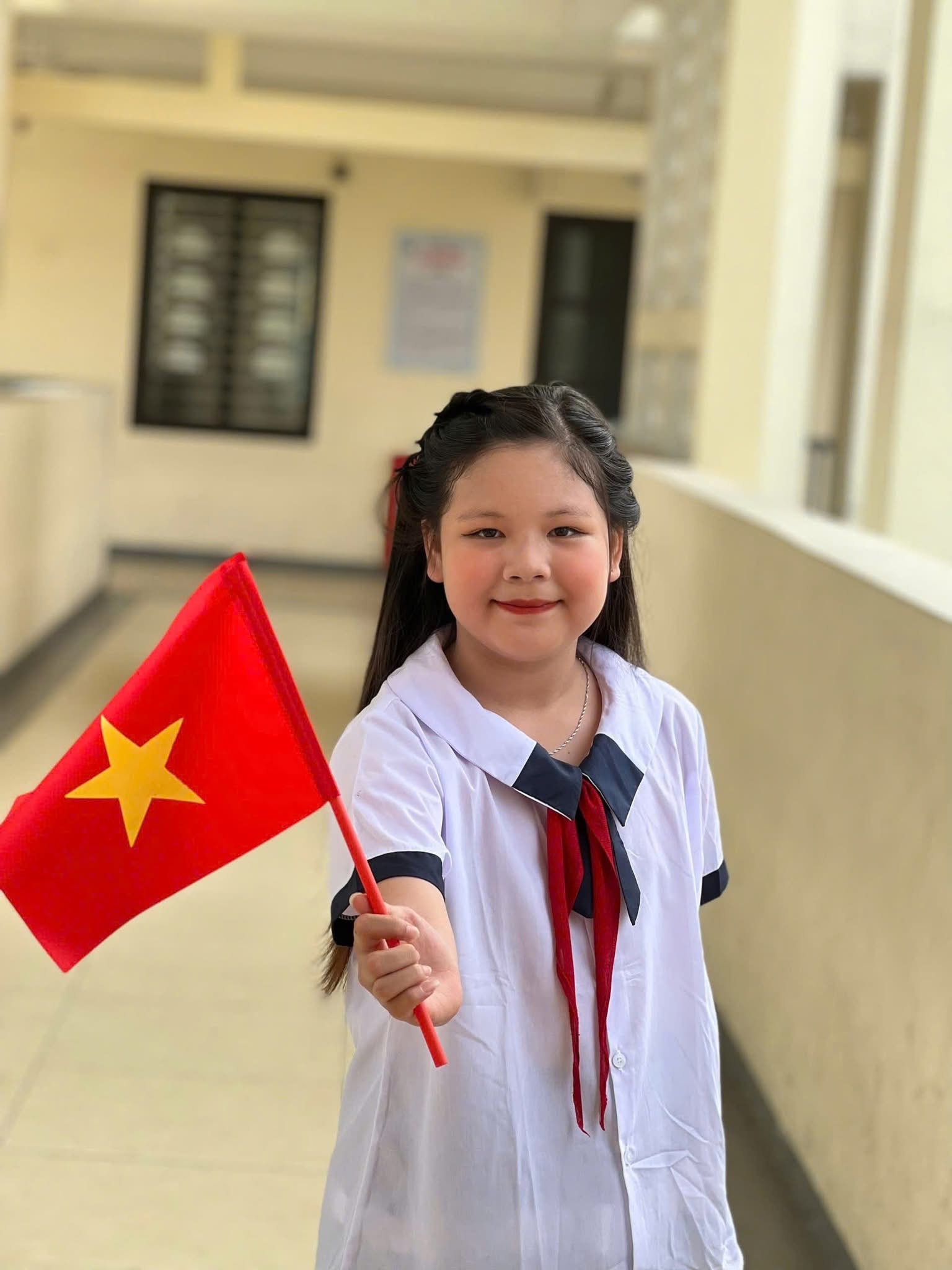 Lan tỏa t&igrave;nh y&ecirc;u đất nước qua cuộc thi "Check-in với cờ Tổ quốc" ở x&atilde; ven đ&ocirc; H&agrave; Nội- Ảnh 13.