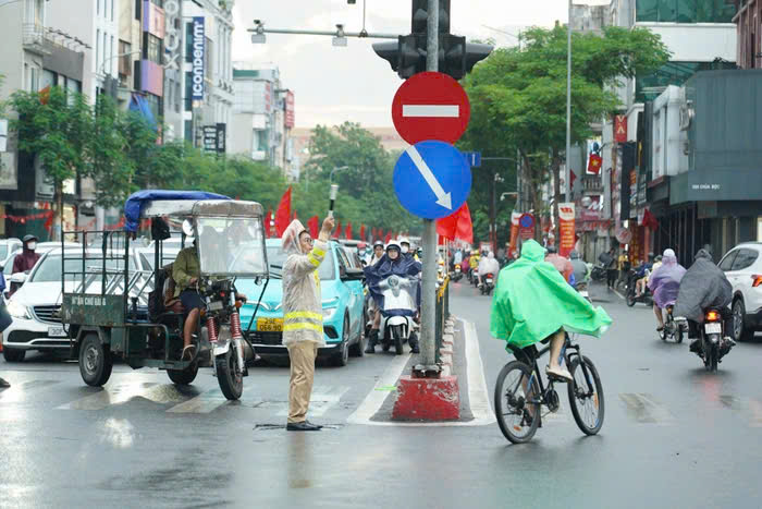 Hà Nội: Siết chặt an ninh, bảo đảm an toàn tuyệt đối cho tổng hợp luyện lần 2- Ảnh 5. Hà Nội: Siết chặt an ninh, bảo đảm an toàn tuyệt đối cho tổng hợp luyện lần 2- Ảnh 5.