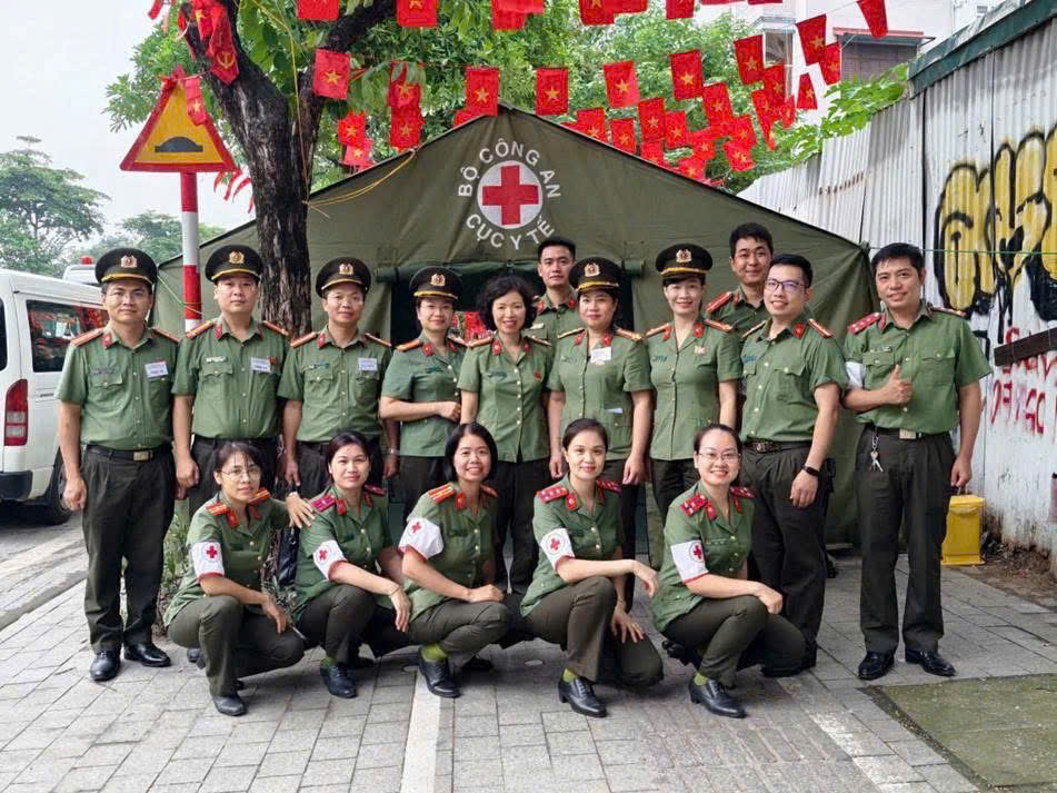 Hà Nội: Siết chặt an ninh, bảo đảm an toàn tuyệt đối cho tổng hợp luyện lần 2- Ảnh 16. Hà Nội: Siết chặt an ninh, bảo đảm an toàn tuyệt đối cho tổng hợp luyện lần 2- Ảnh 16.