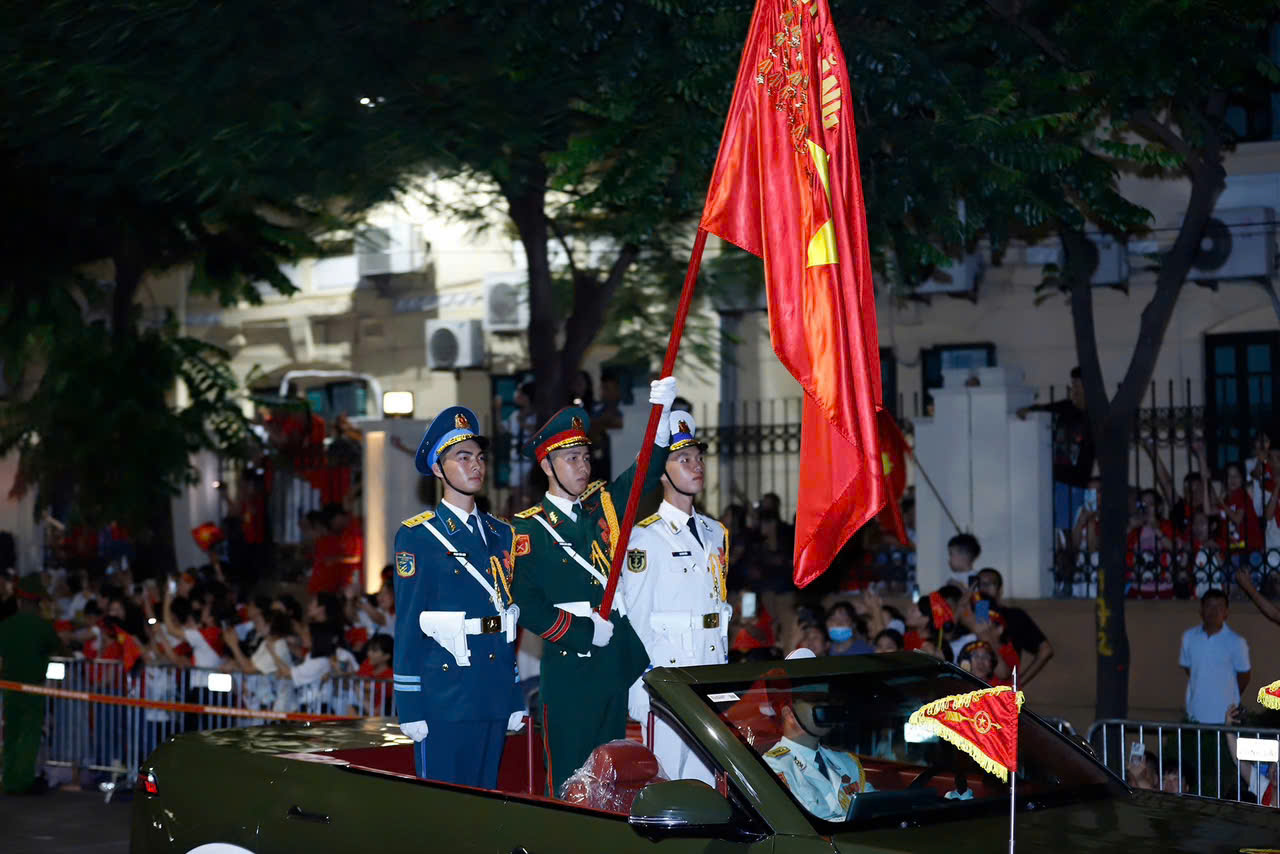 Tổng hợp luyện lần 2: Ho&agrave;n thiện đội h&igrave;nh, sẵn s&agrave;ng cho ng&agrave;y Đại lễ Quốc kh&aacute;nh 2/9- Ảnh 7.