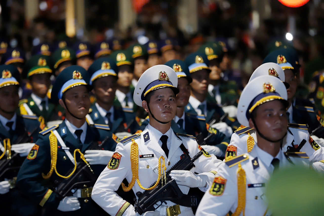 Tổng hợp luyện lần 2: Ho&agrave;n thiện đội h&igrave;nh, sẵn s&agrave;ng cho ng&agrave;y Đại lễ Quốc kh&aacute;nh 2/9- Ảnh 11.