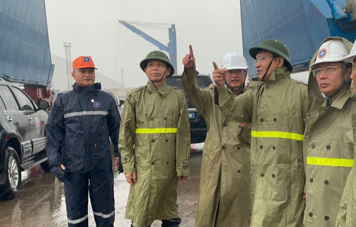 Nhiều cảng biển dừng l&agrave;m h&agrave;ng, hỗ trợ t&agrave;u thuyền tr&aacute;nh b&atilde;o số 5- Ảnh 2.