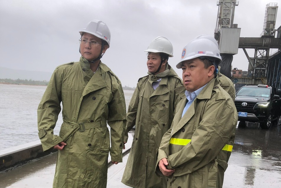 Hàng hải yêu cầu tăng cường kiểm tra phao, luồng, chủ động ứng phó hoàn lưu bão số 5- Ảnh 1. Hàng hải yêu cầu tăng cường kiểm tra phao, luồng, chủ động ứng phó hoàn lưu bão số 5- Ảnh 1.