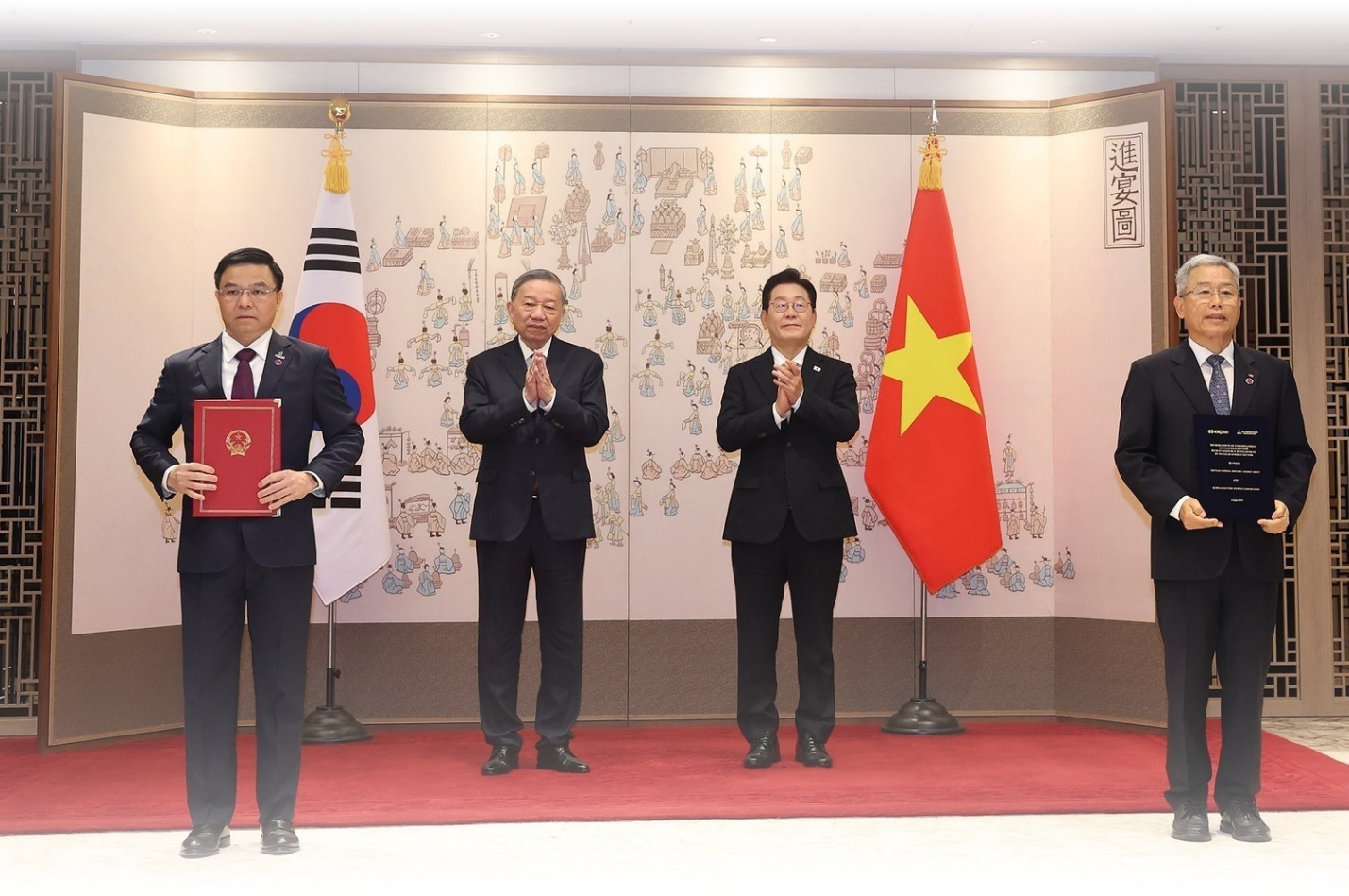 Petrovietnam khẳng định quyết t&acirc;m tạo &ldquo;bước chuyển kỷ nguy&ecirc;n&rdquo;- Ảnh 1.