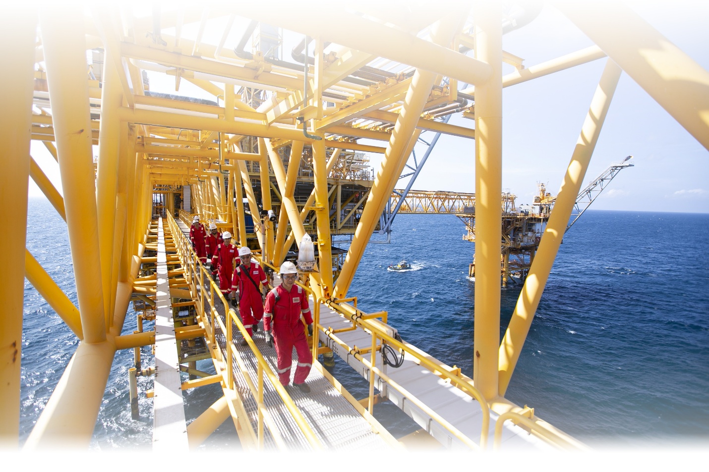 Petrovietnam khẳng định quyết t&acirc;m tạo &ldquo;bước chuyển kỷ nguy&ecirc;n&rdquo;- Ảnh 3.