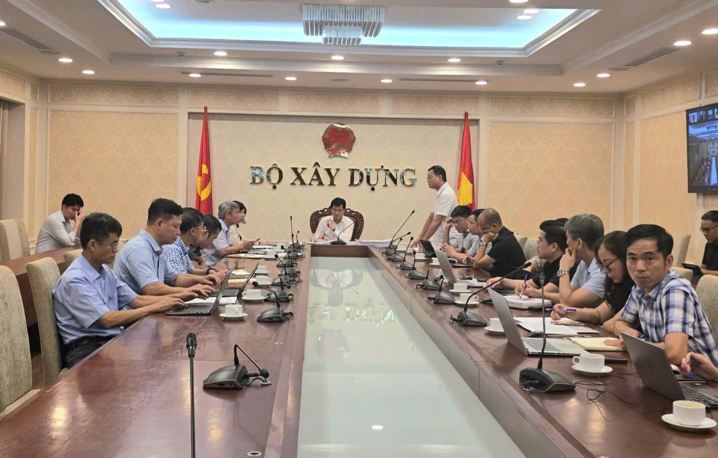 E:\Năm 2025\Th&aacute;ng 8\H&igrave;nh ảnh\z6943119704617_d0546c3486d853d3f5150a8320e27f3d.jpg