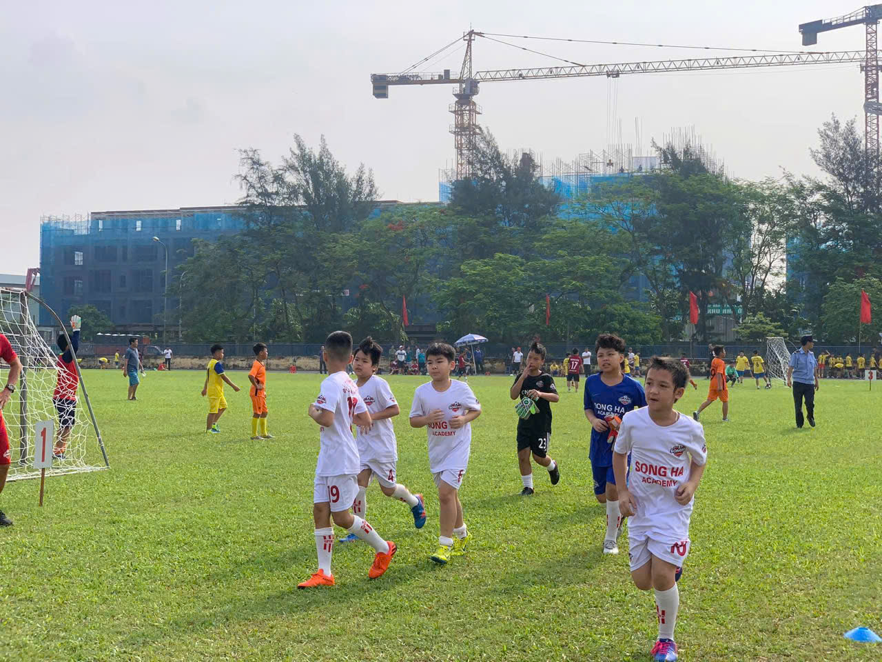 Vận động &ldquo;To&agrave;n d&acirc;n r&egrave;n luyện th&acirc;n thể theo gương B&aacute;c Hồ vĩ đại&rdquo;- Ảnh 1.